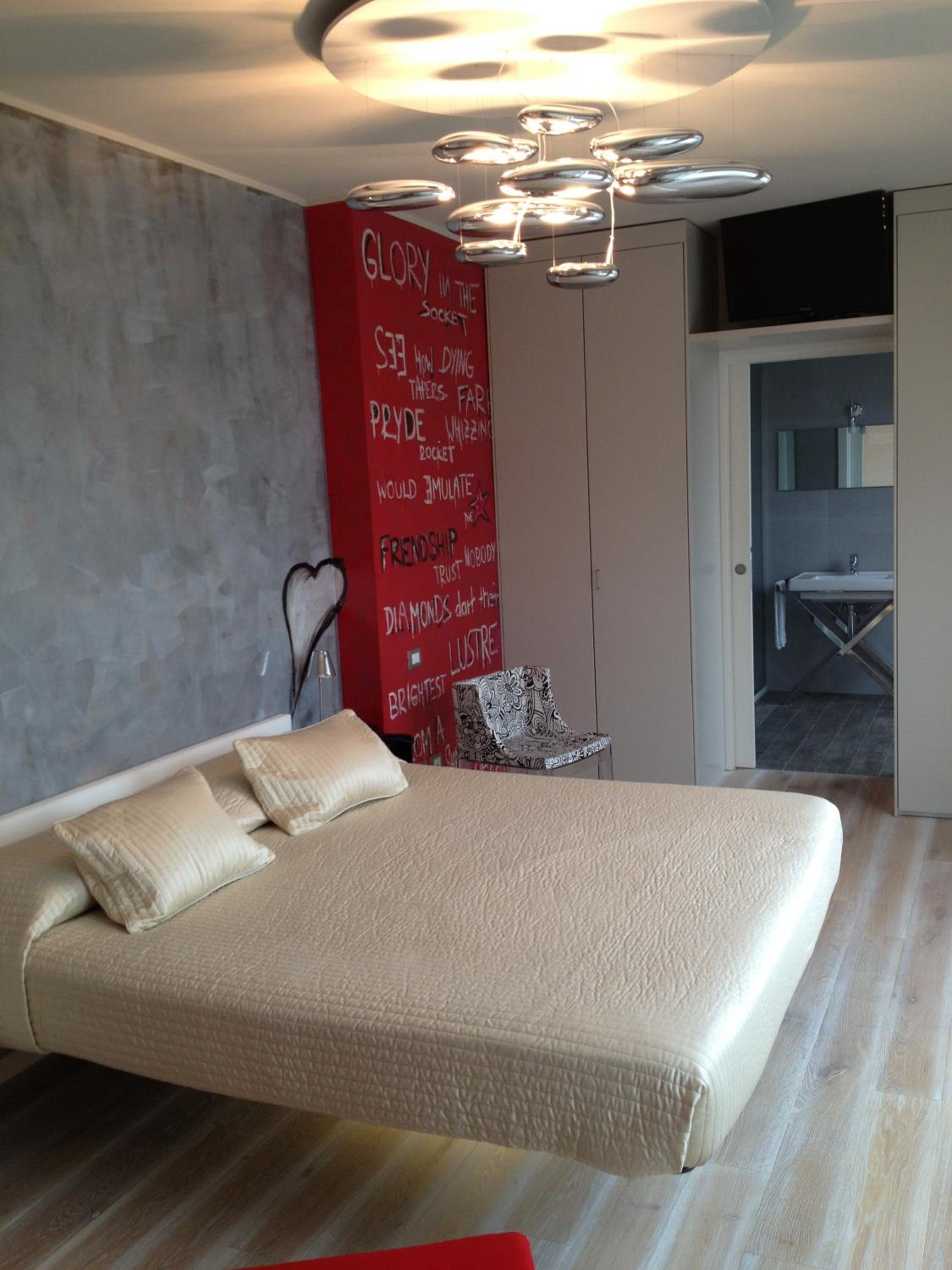 Double Room - Beach Front - Photo 2
