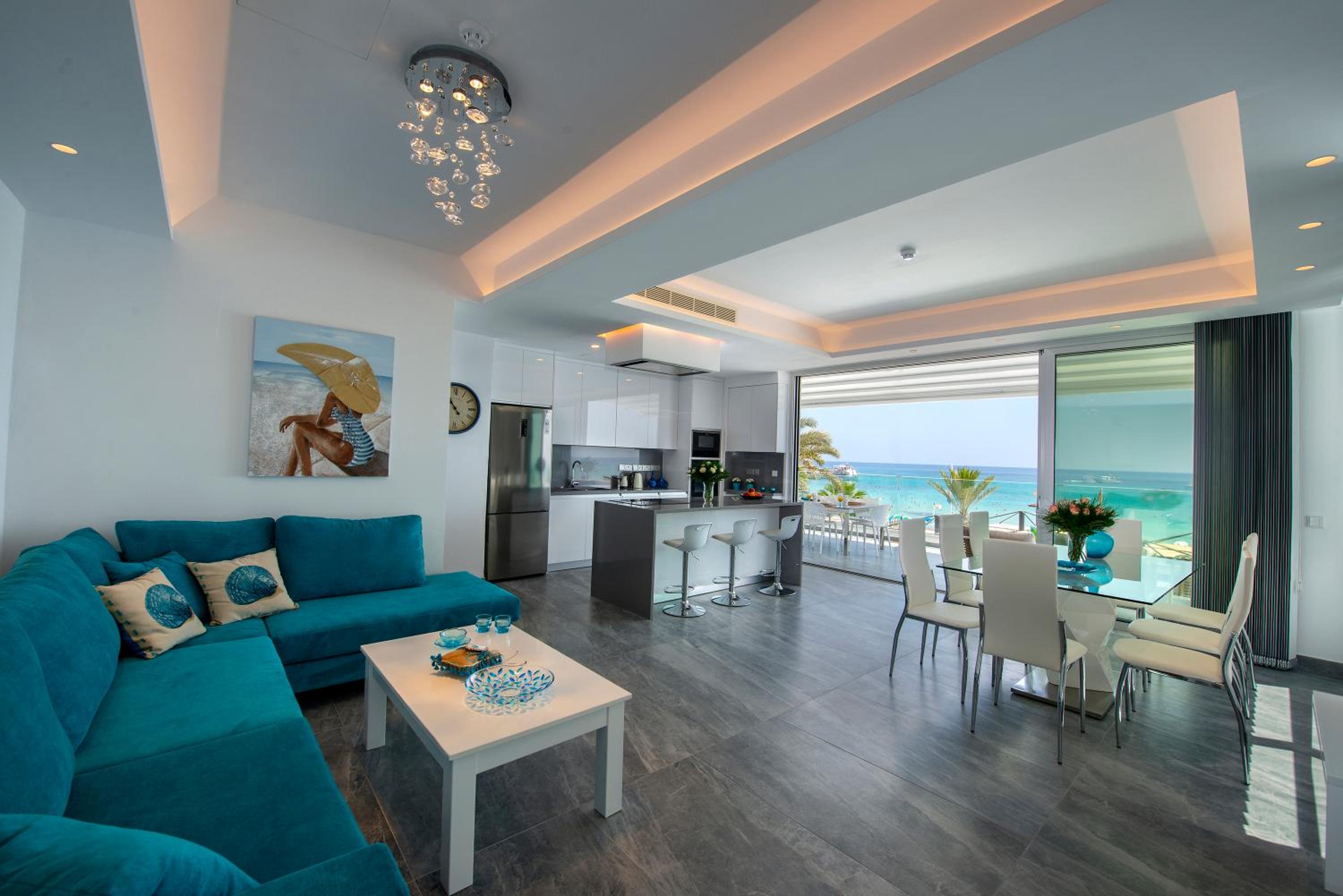 Royal Suite with Sea View photo 3