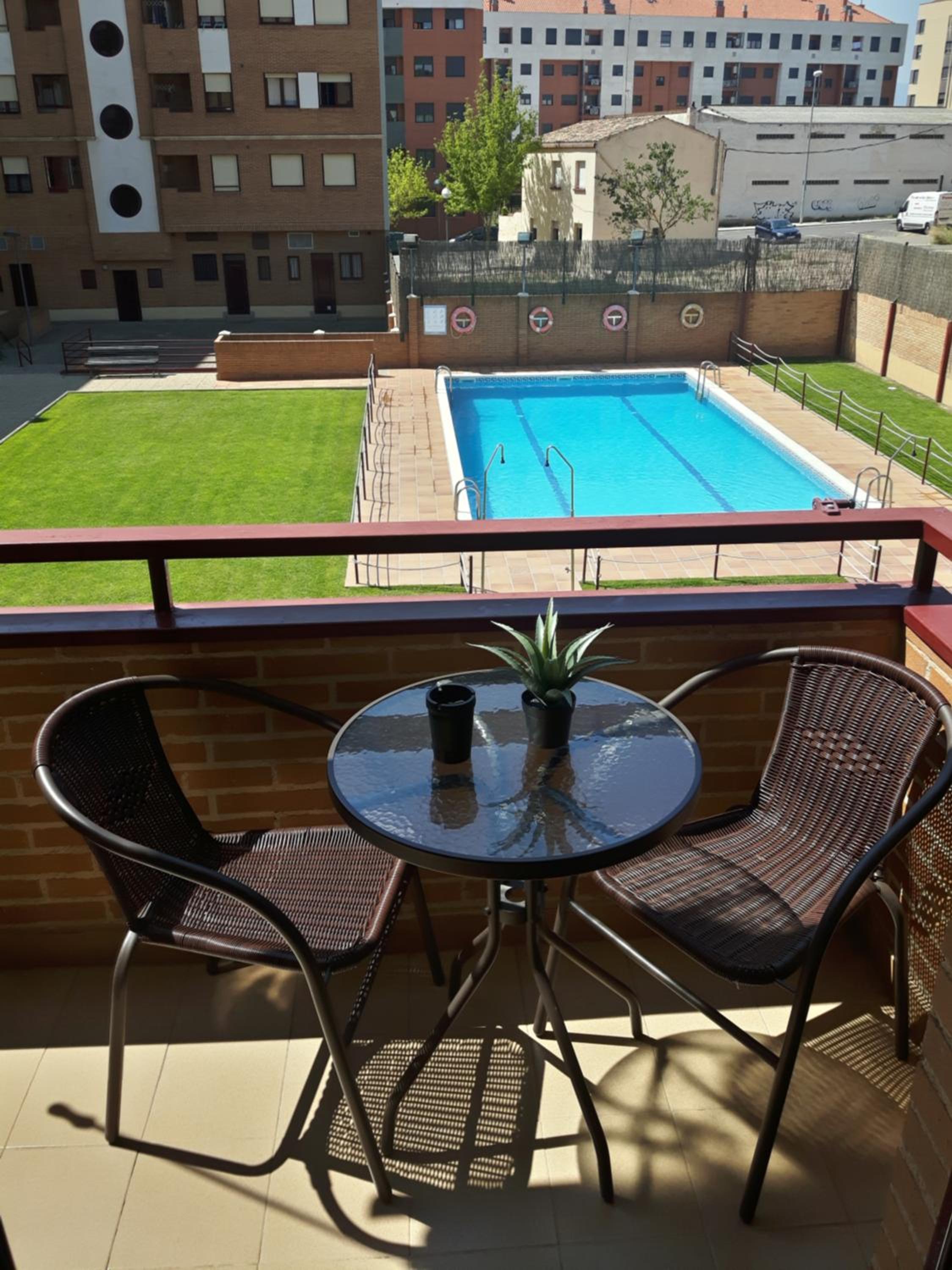 Apartment - Photo 2