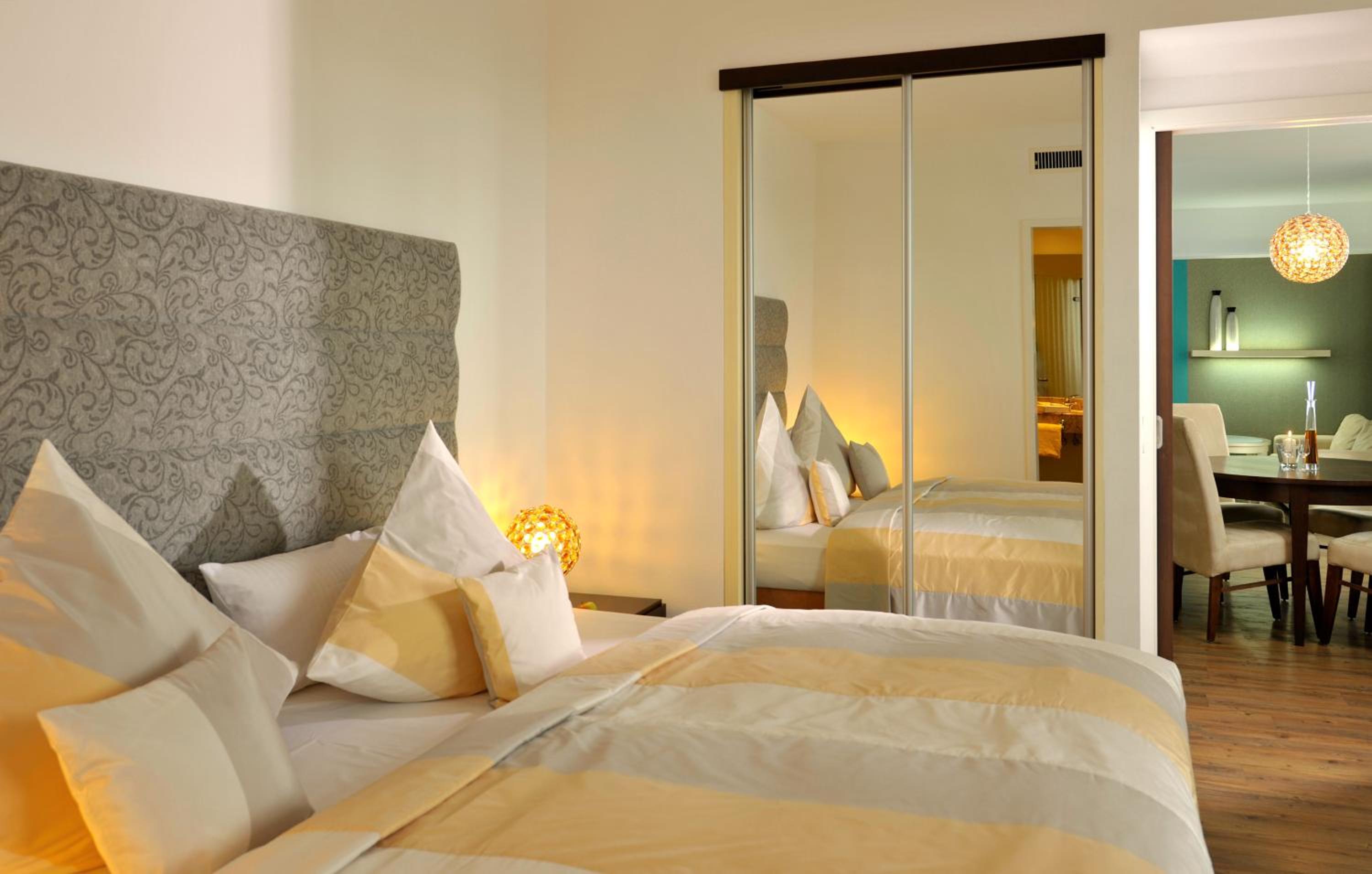 Suite with Lake View photo 3