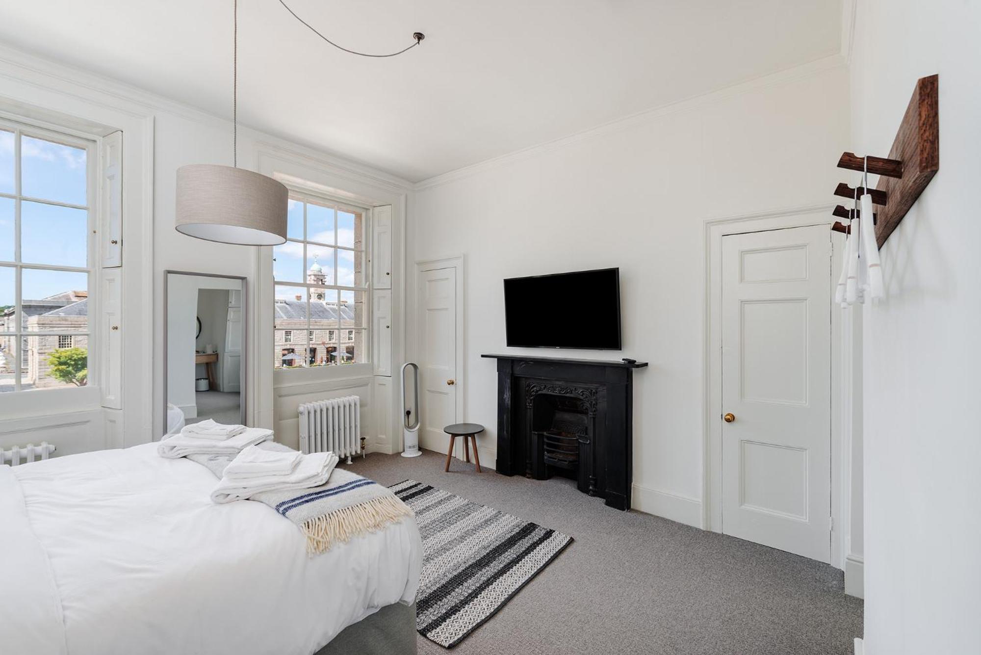 Super King Room