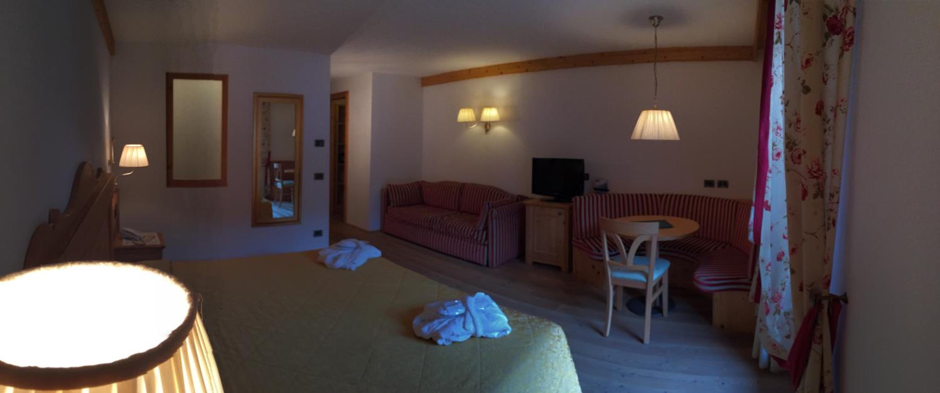 Superior Triple Room - Photo 8