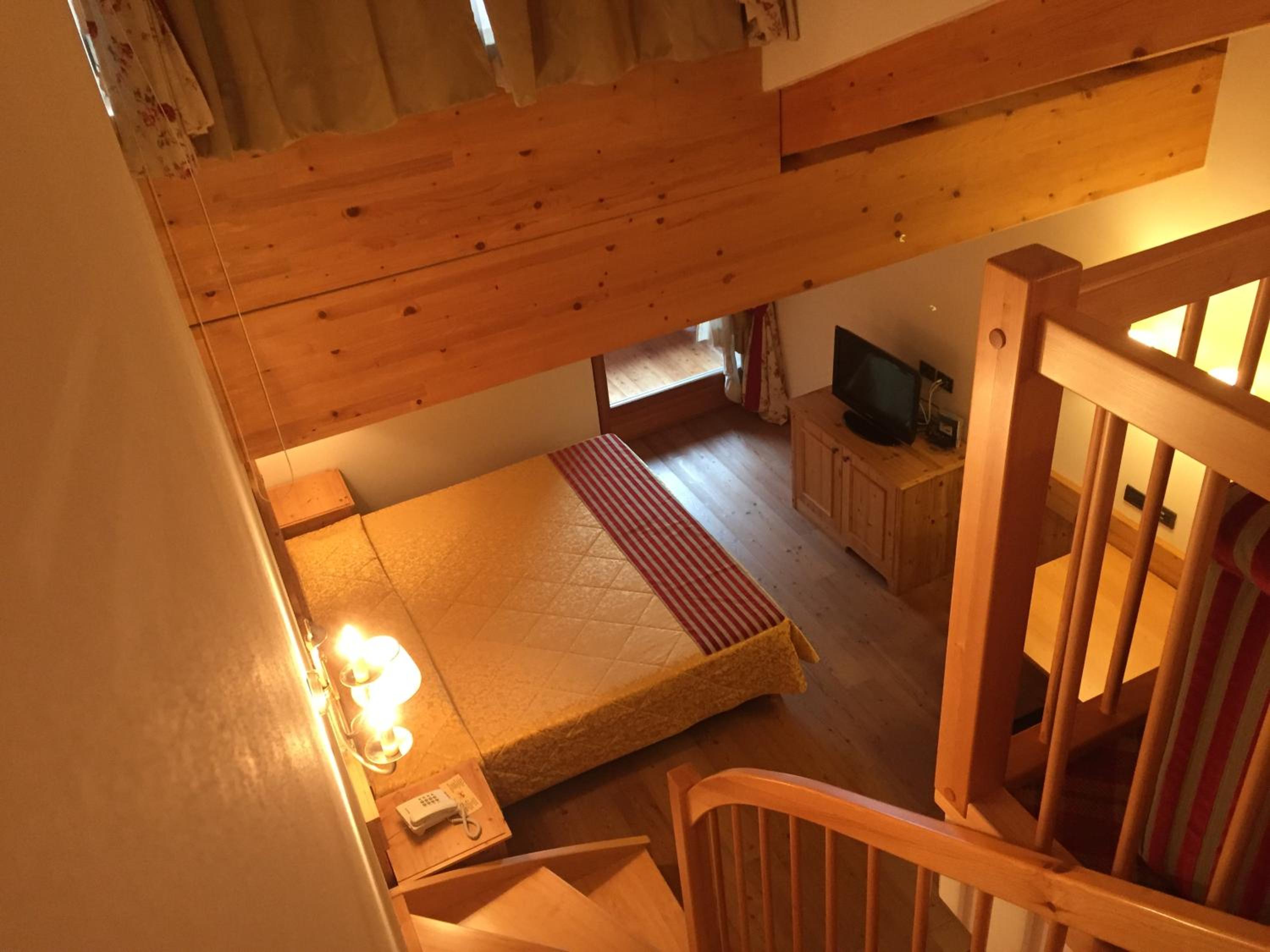 Superior Triple Room - Photo 9