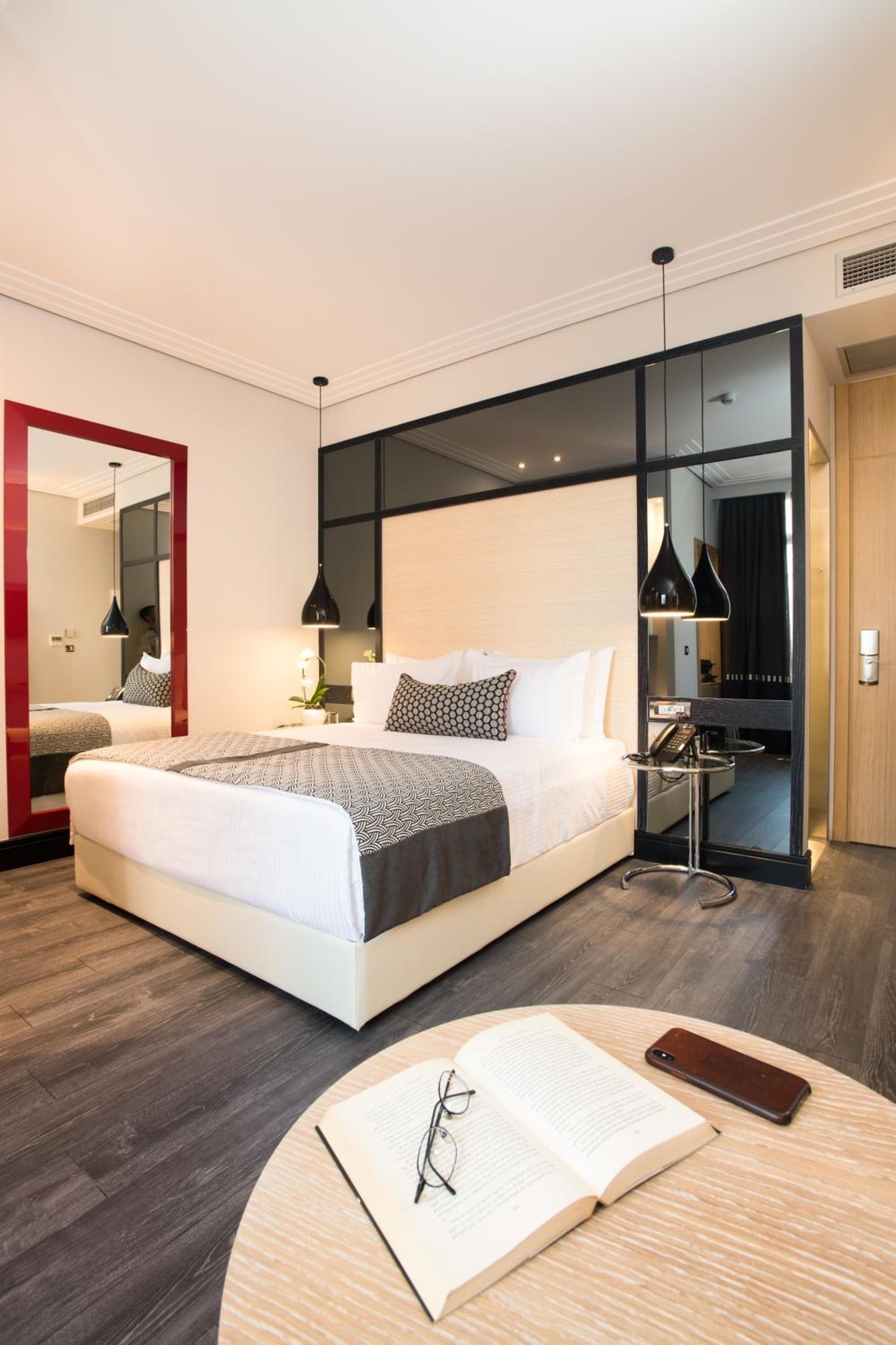 Junior Suite Courtyard View photo 2