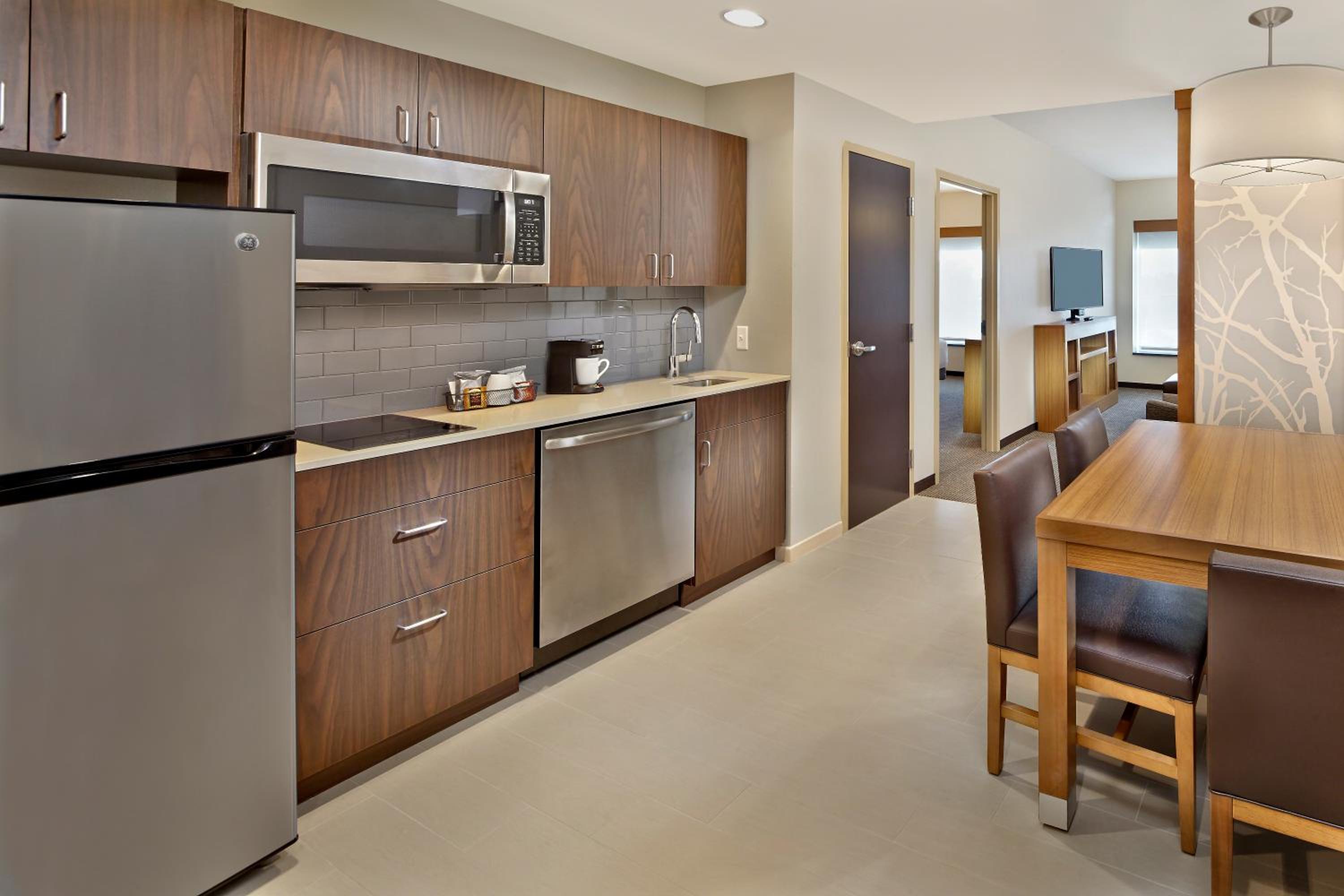 King Suite with Sofa Bed photo 2