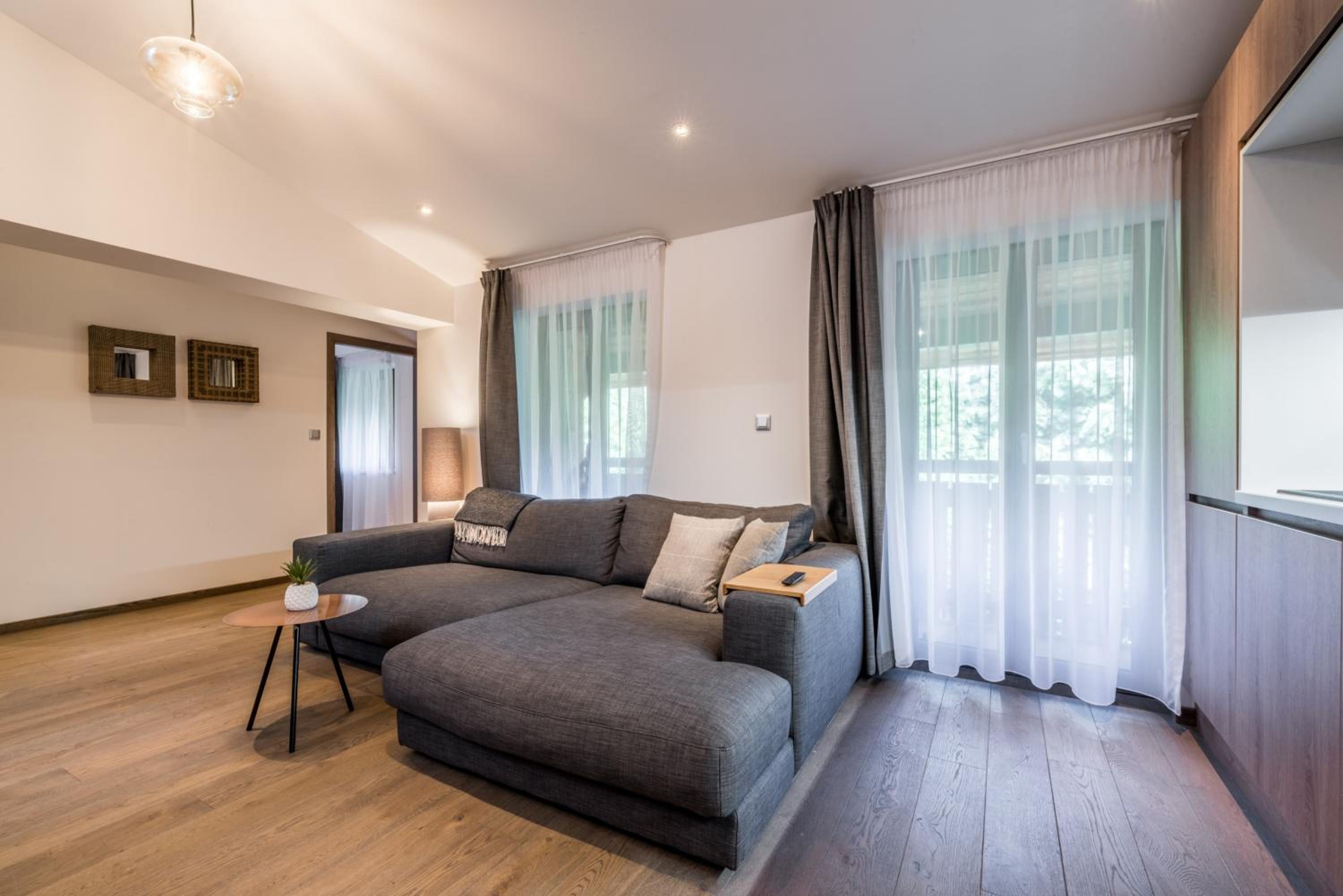 Deluxe Three-Bedroom Apartment with 3 bathrooms (Kauri) photo 3