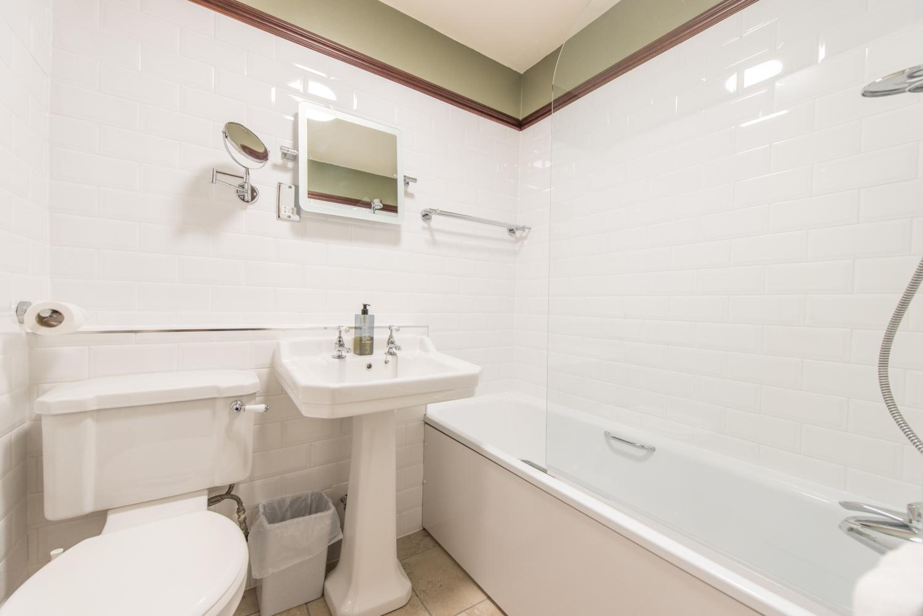 Superior Twin Room photo 3