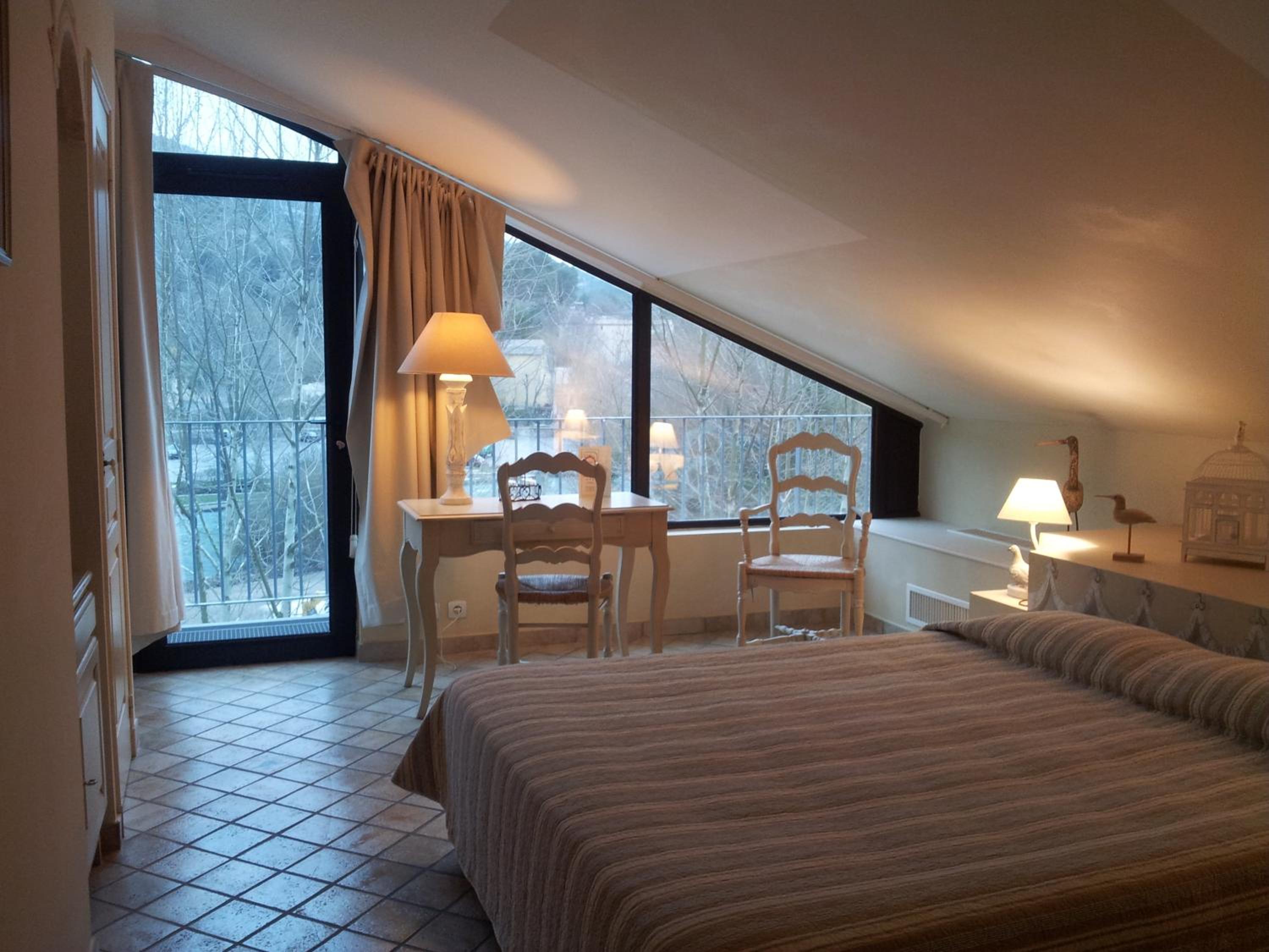 Deluxe Double Room - Attic Symphony photo 1