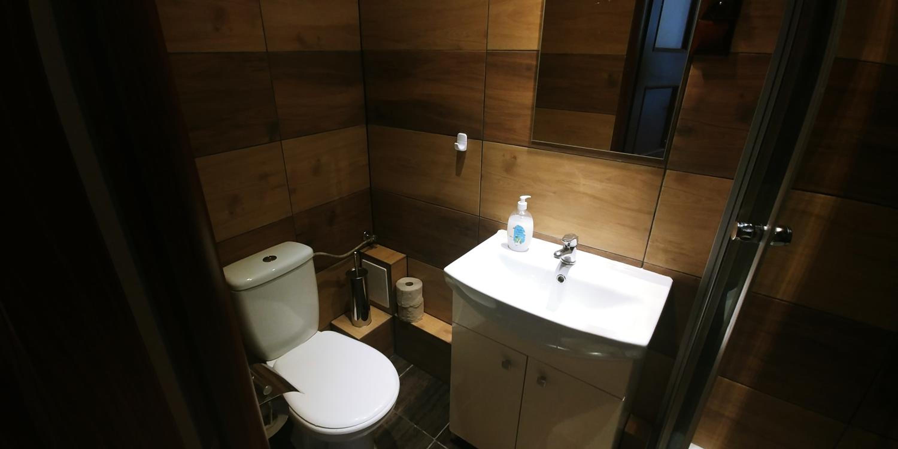 Triple Room with Private Bathroom - Photo 4
