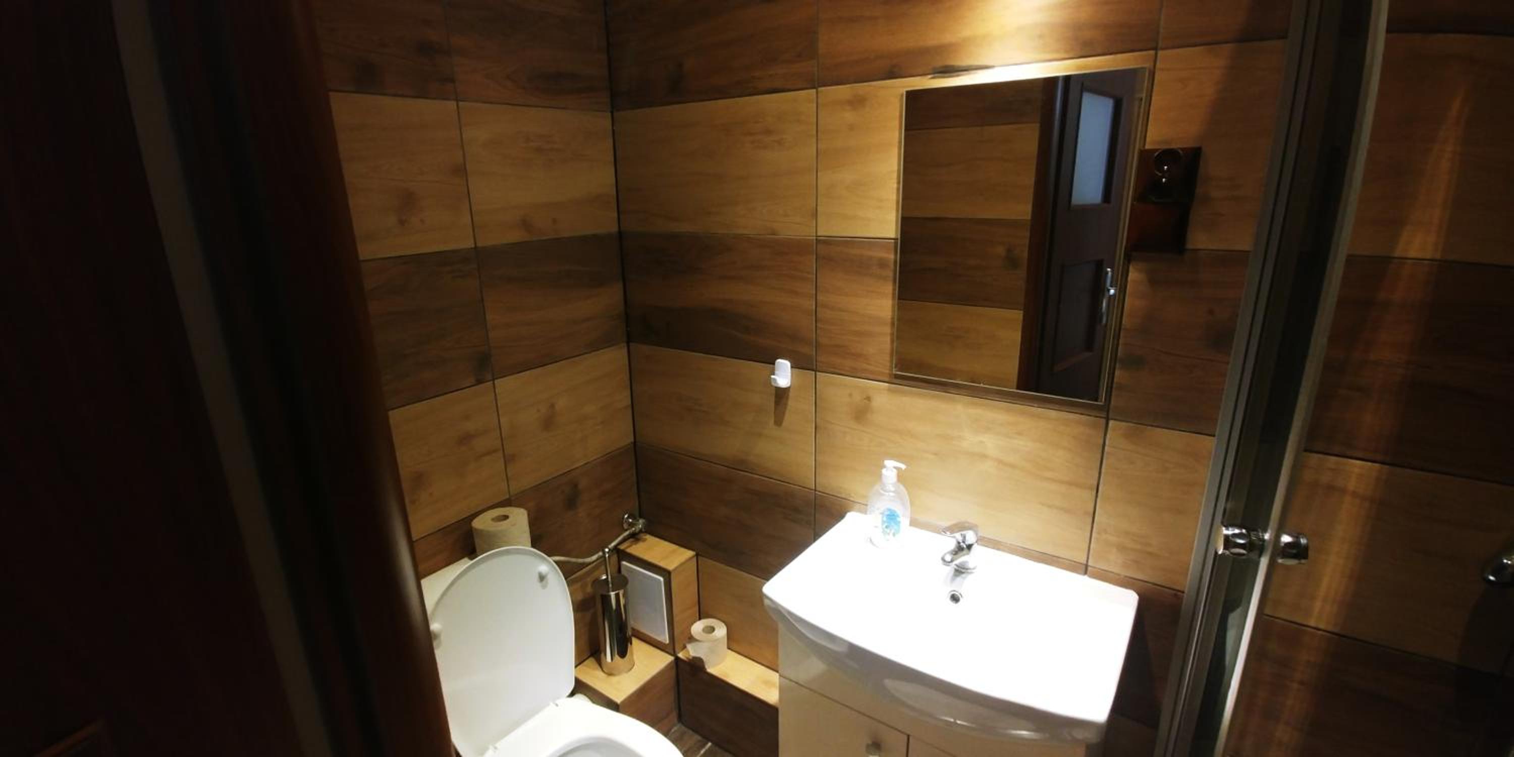 Triple Room with Private Bathroom - Photo 5