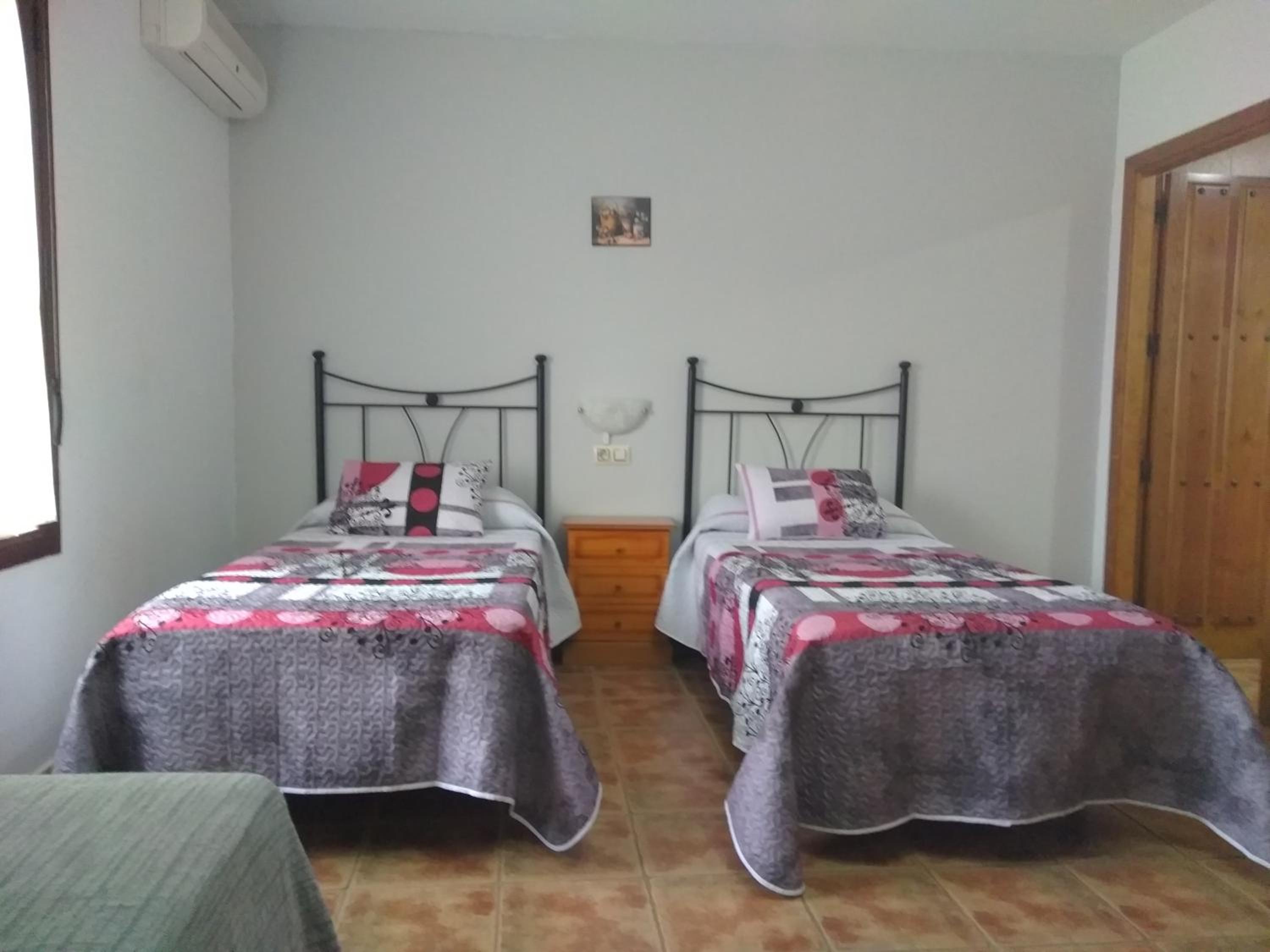 Habitación Triple Económica