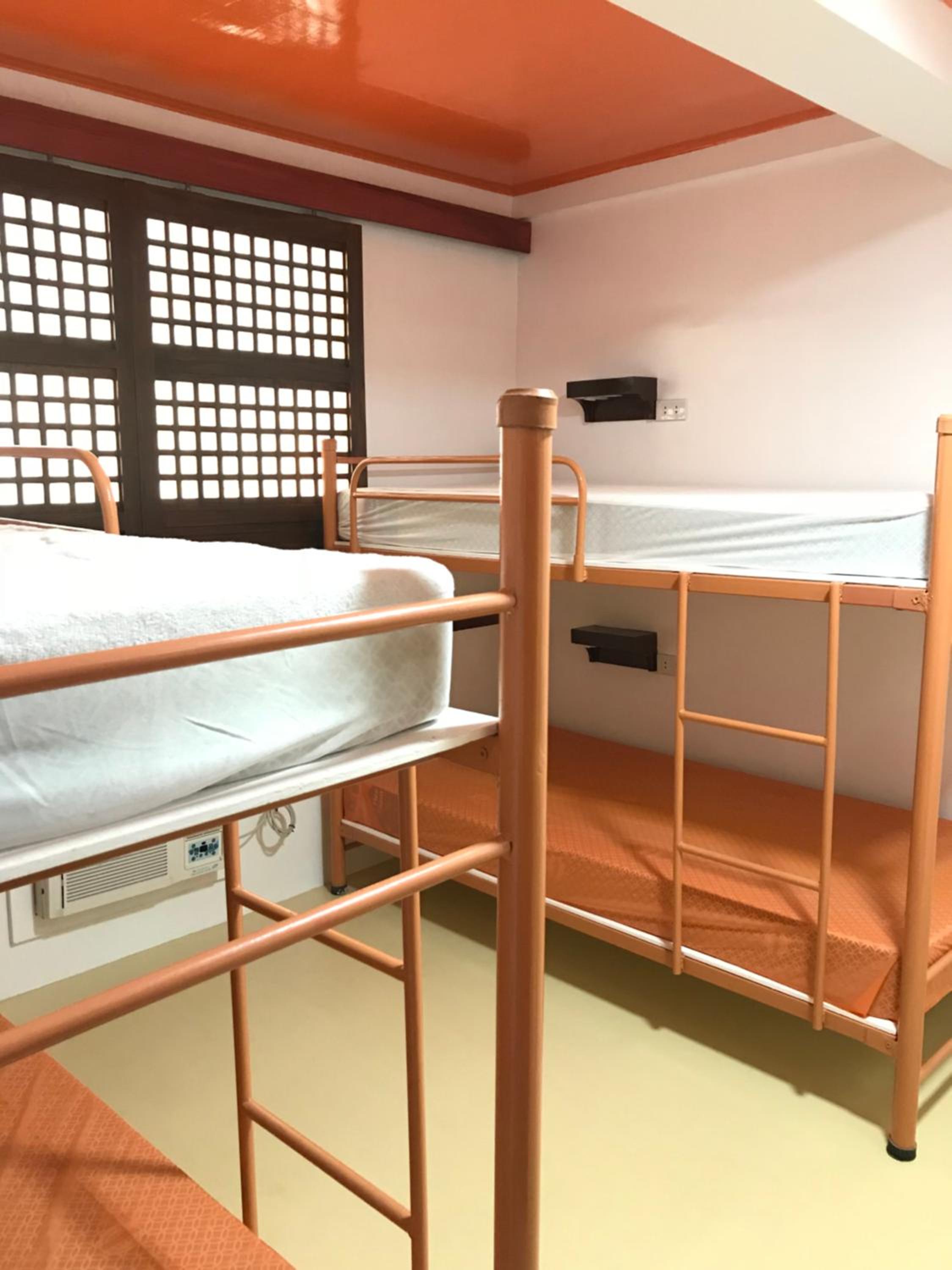Bed in 4-Bed Mixed Dormitory Room photo 1
