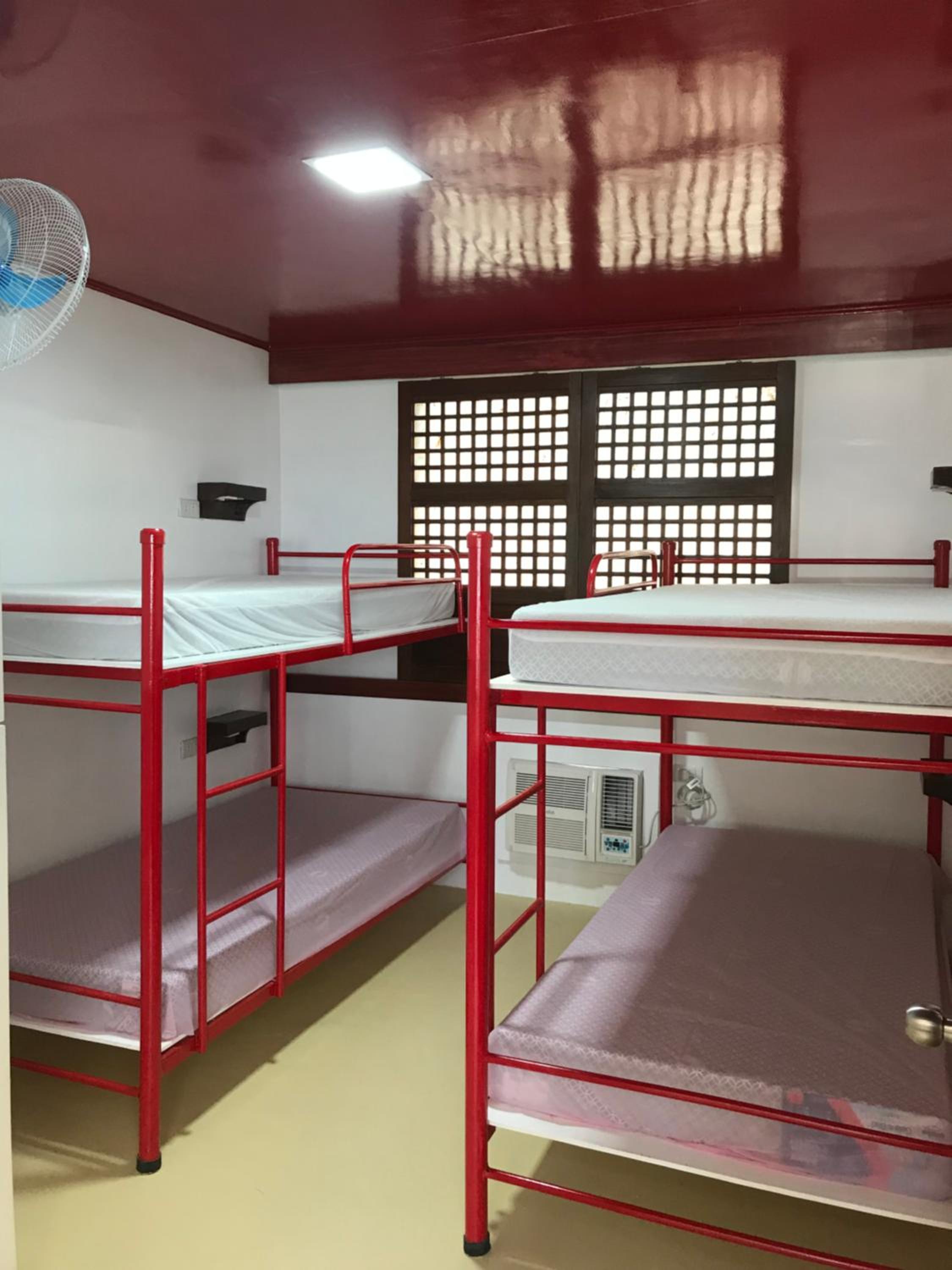 Bed in 4-Bed Female Dormitory Room photo 1