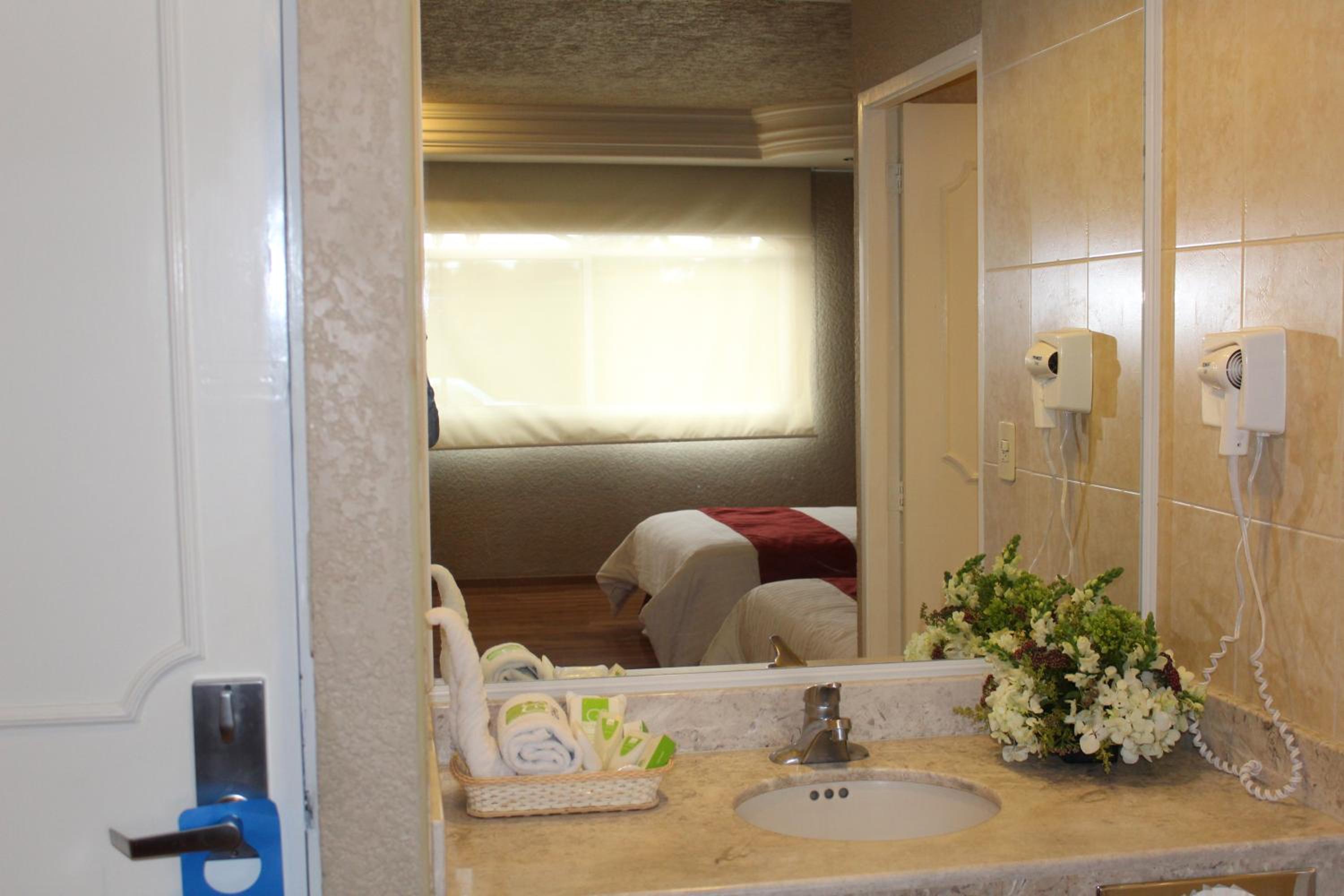 Standard Room - Photo 3
