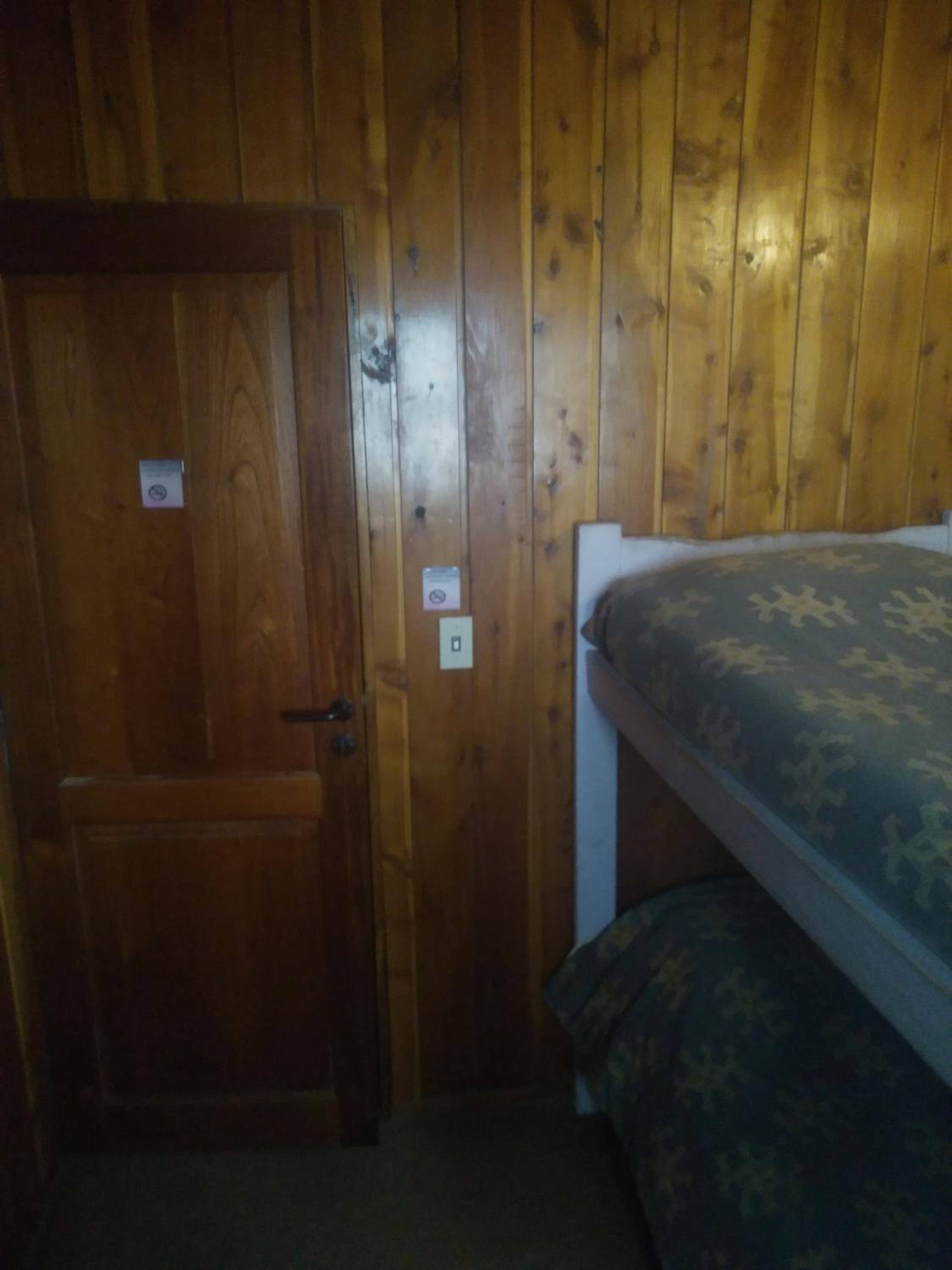 Budget Twin Room photo 2