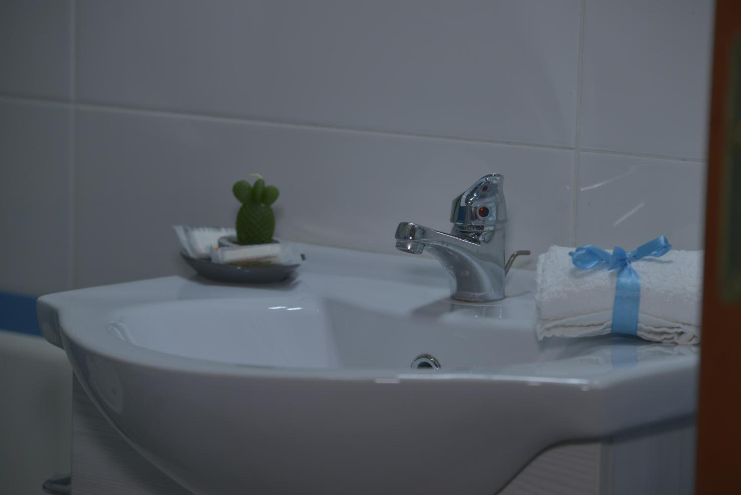 Triple Room with Private Bathroom photo 3