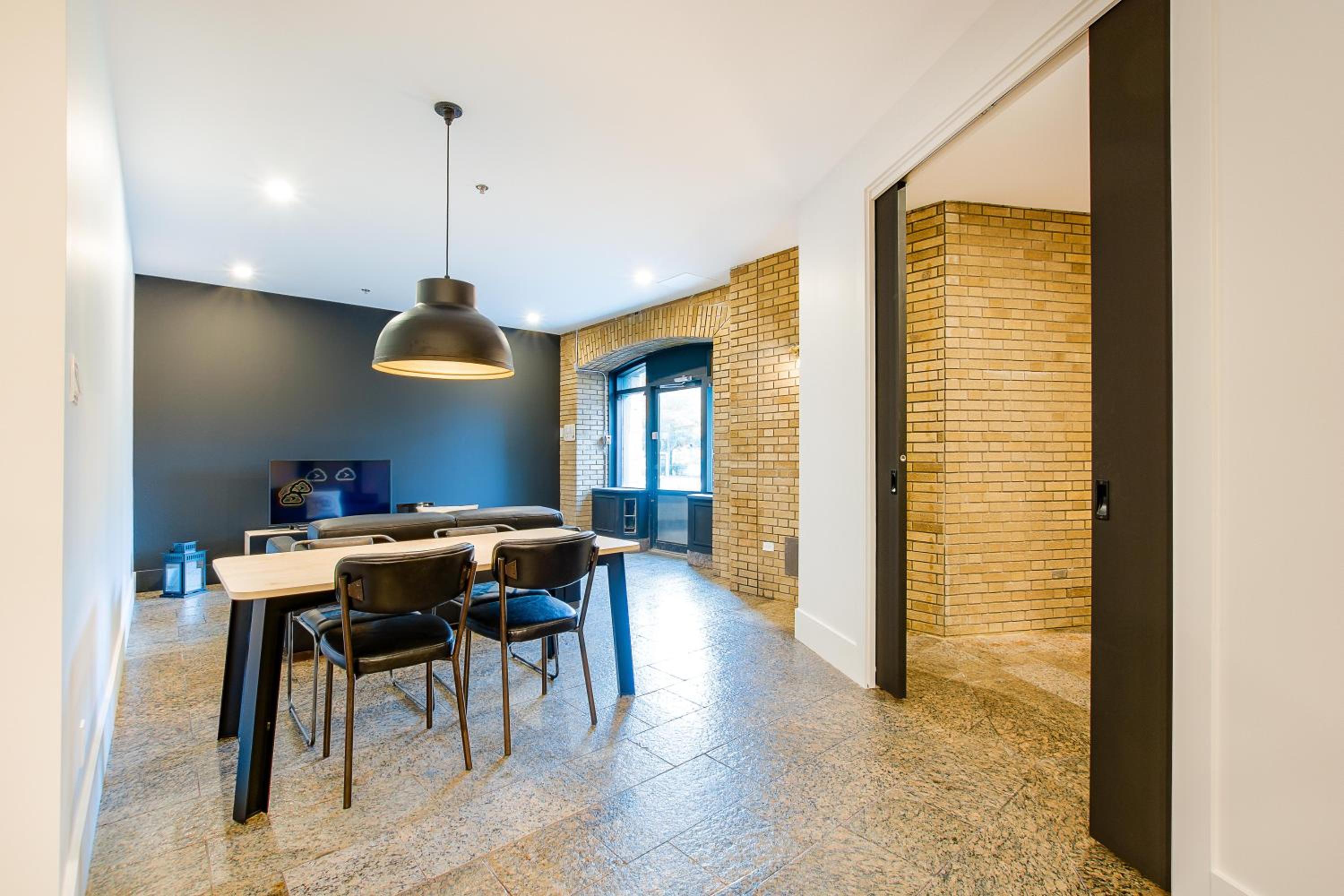 One-Bedroom Apartment with Sofa Bed G103
