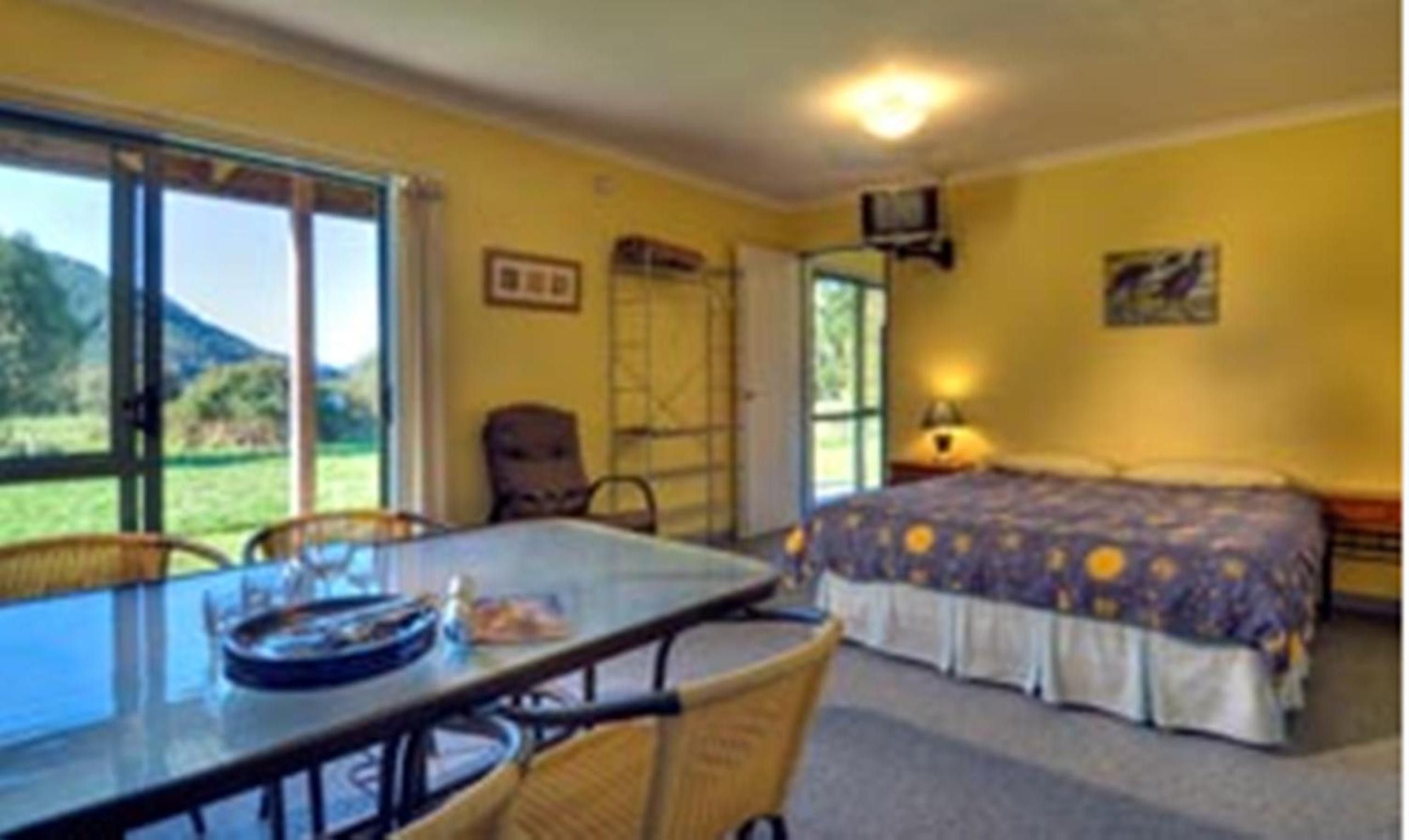 Standard Family Room - Photo 2