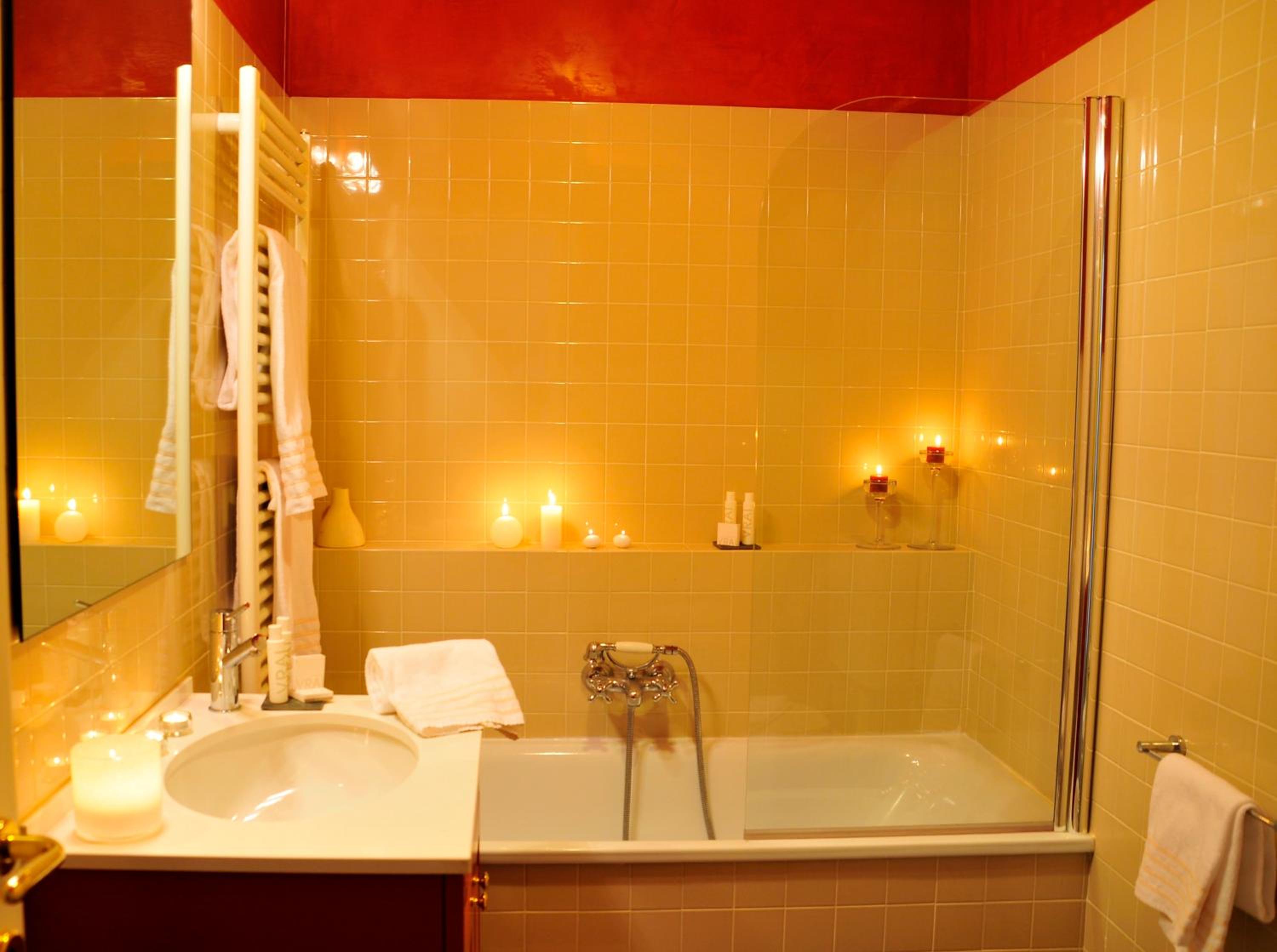 One-Bedroom Apartment (4 Adults) photo 2