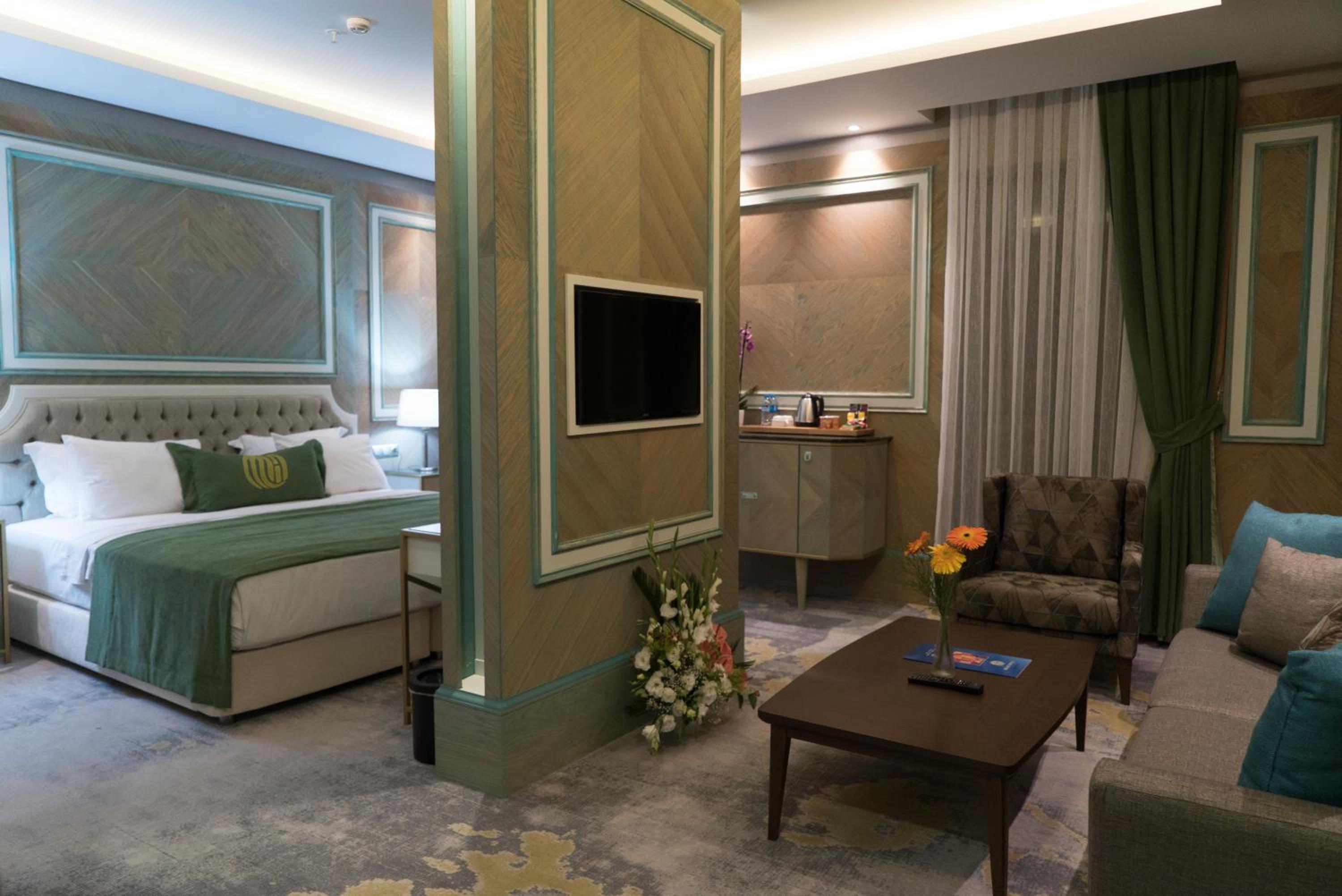 Junior Suite - Photo 1
