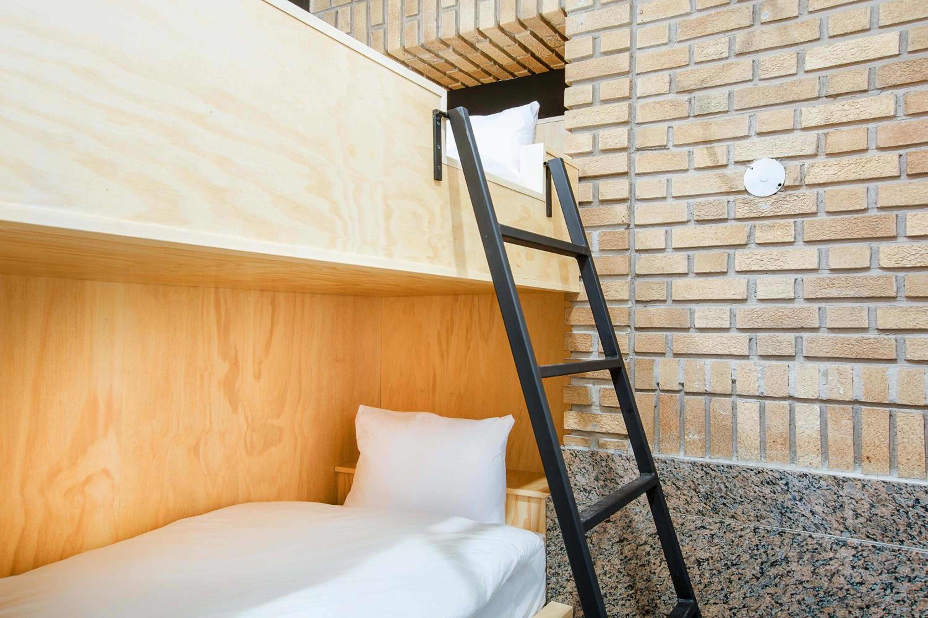 Two-Bedroom Apartment with Bunk bed G101