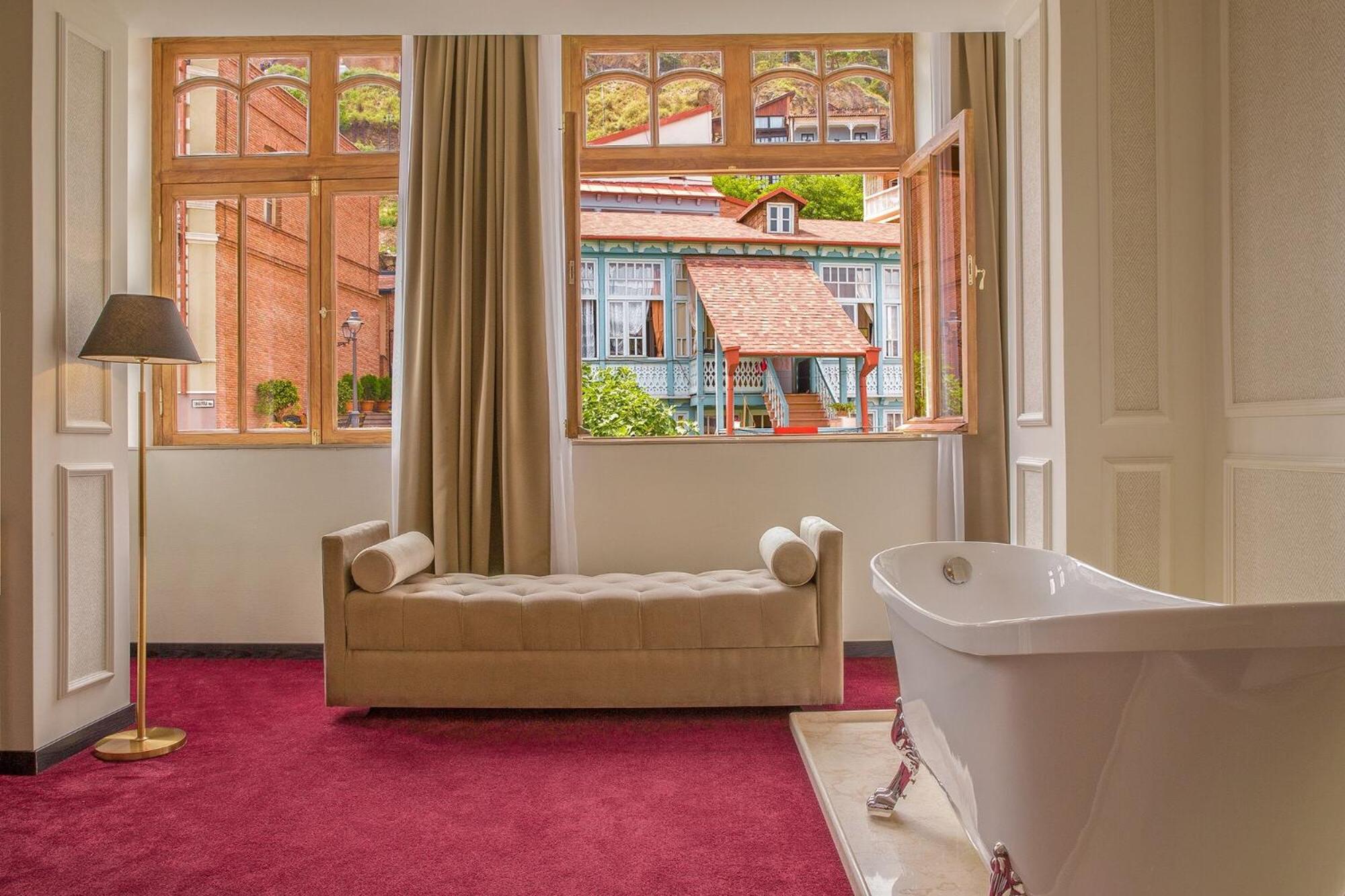 Narikala Suite