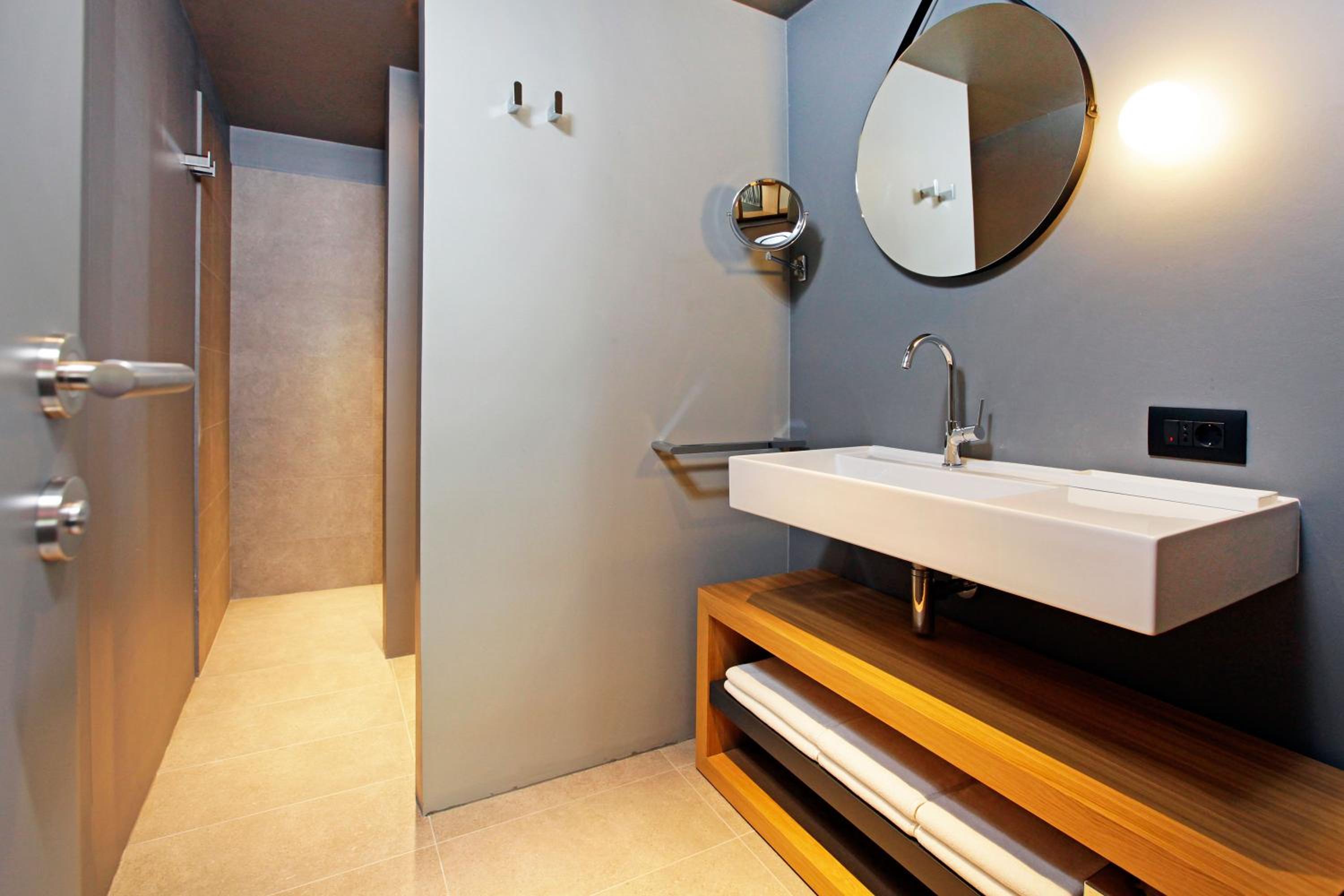 Classic Double or Twin Room with Balcony photo 3