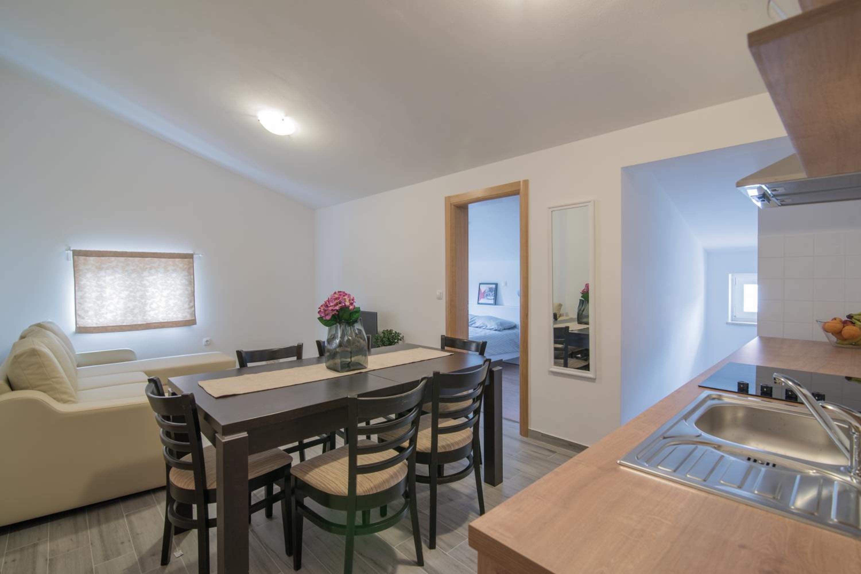 Two-Bedroom Apartment - Photo 6