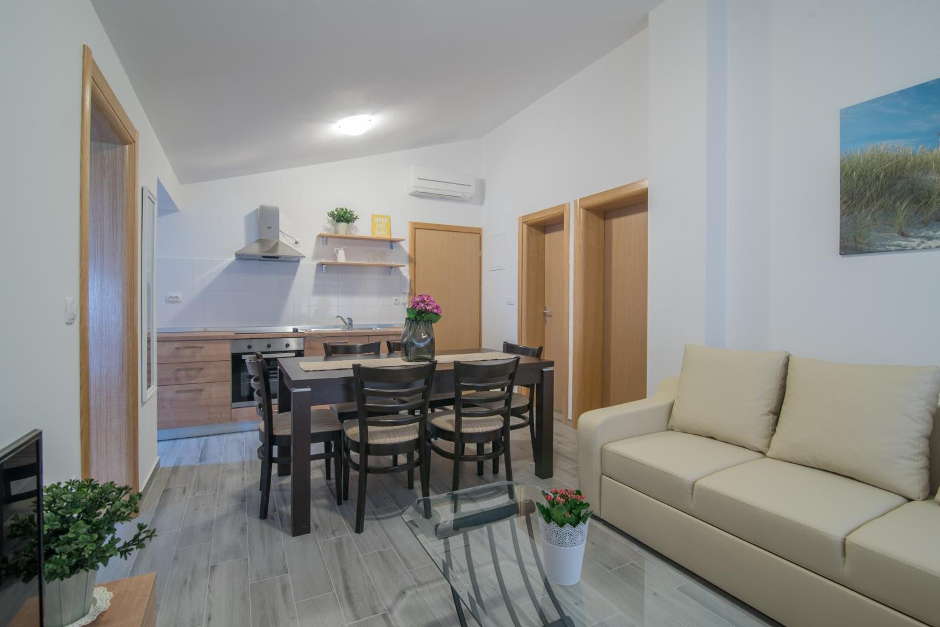 Two-Bedroom Apartment - Photo 18