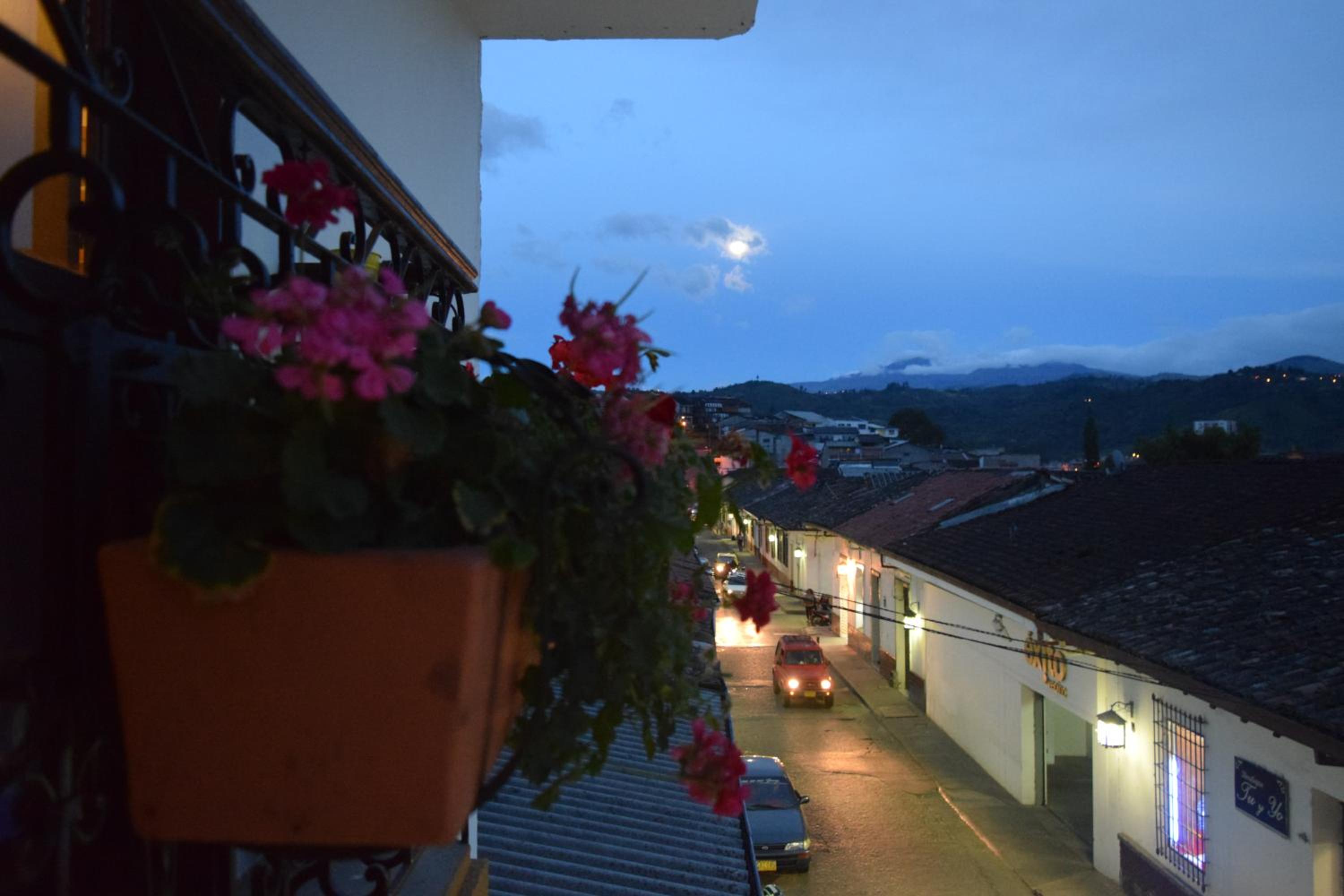 Deluxe Double Room with Balcony photo 3
