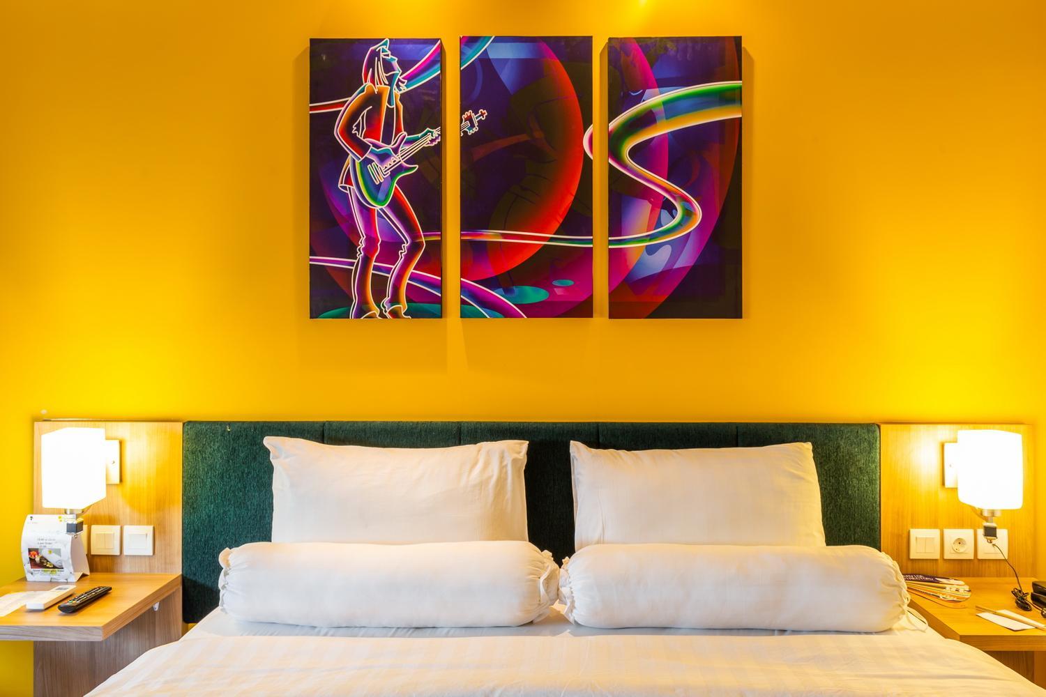Deluxe King Room photo 3