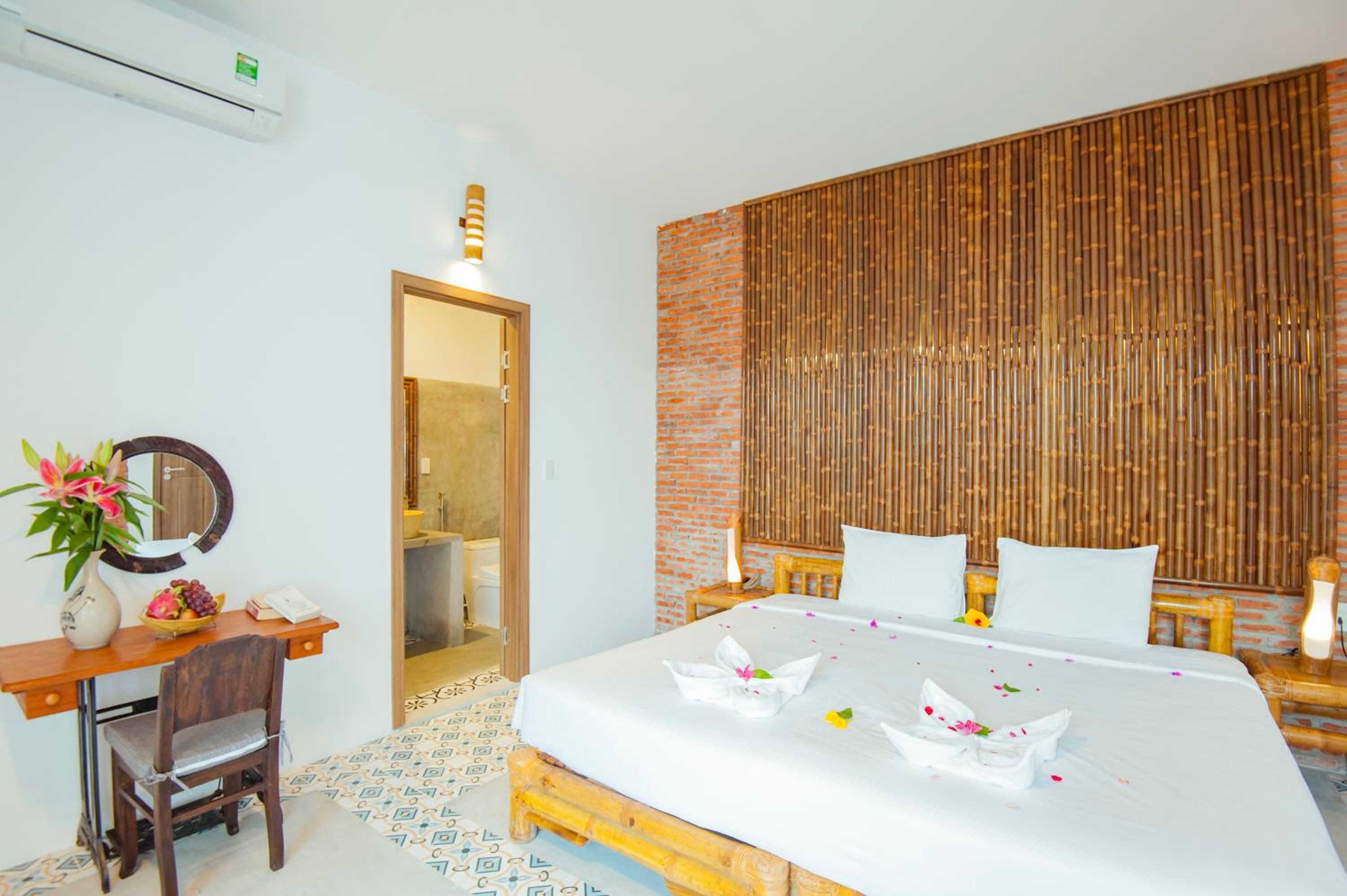 Deluxe Double or Twin Room photo 3
