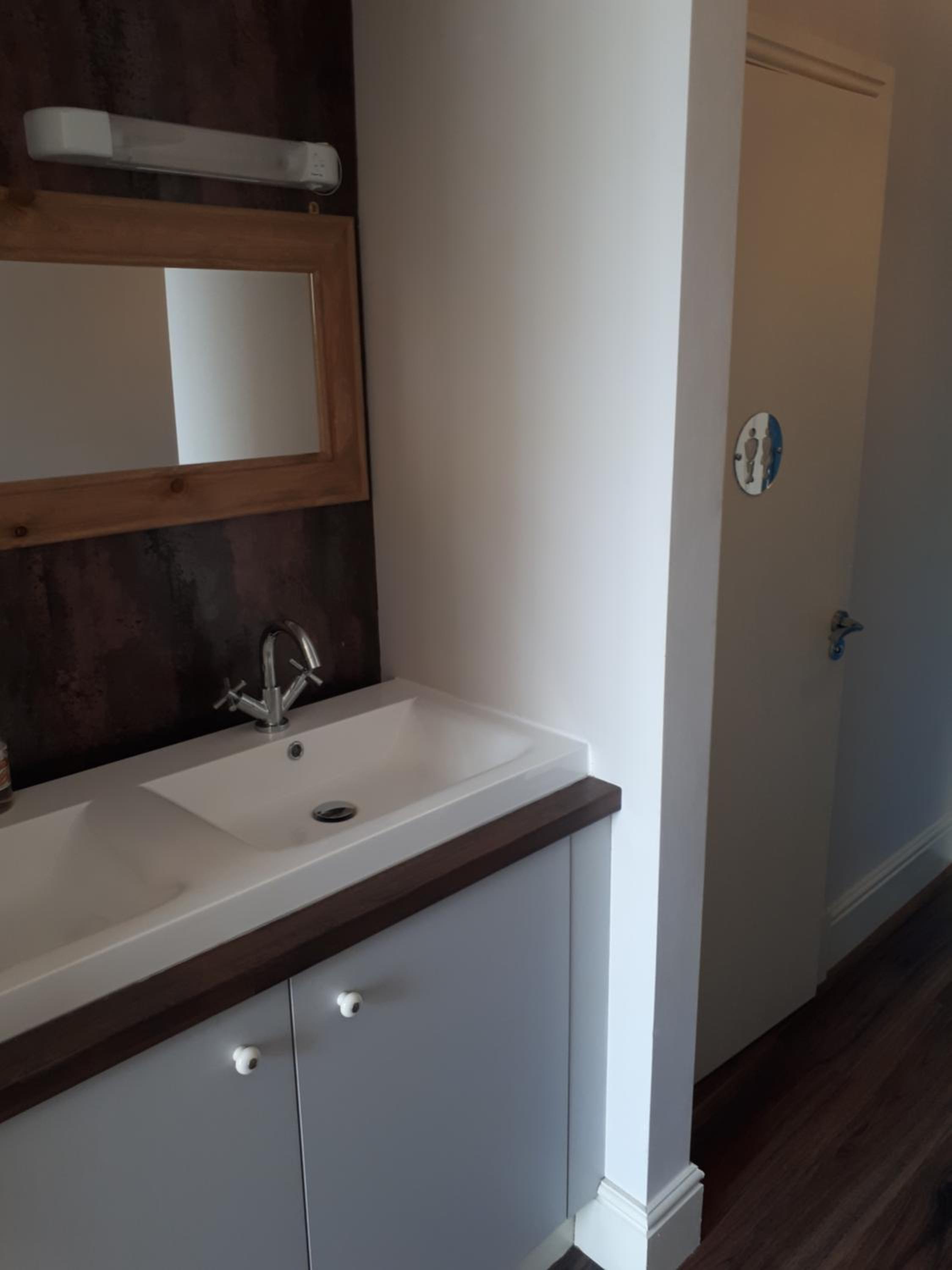 Small Twin Room photo 2