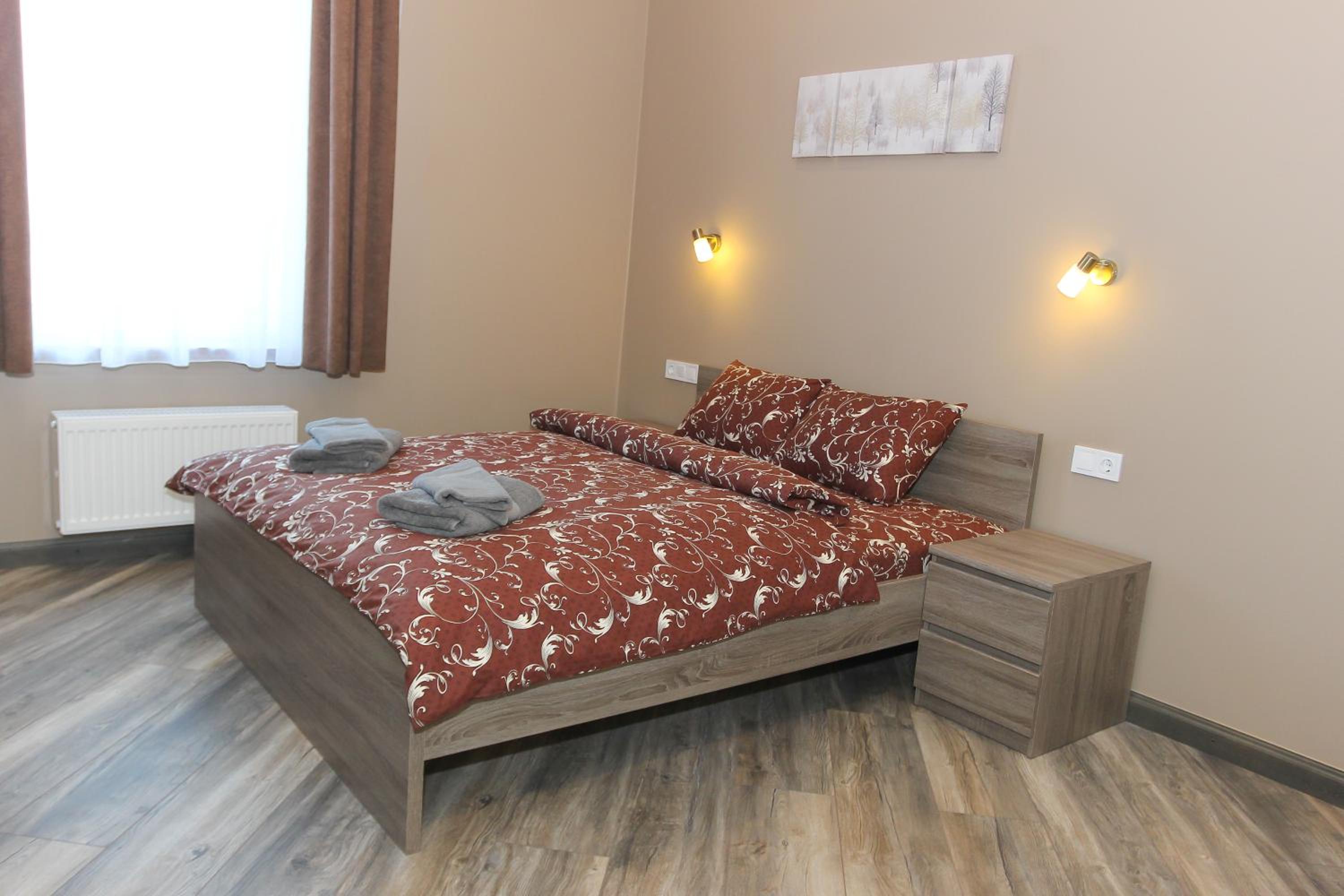 One-Bedroom Apartment