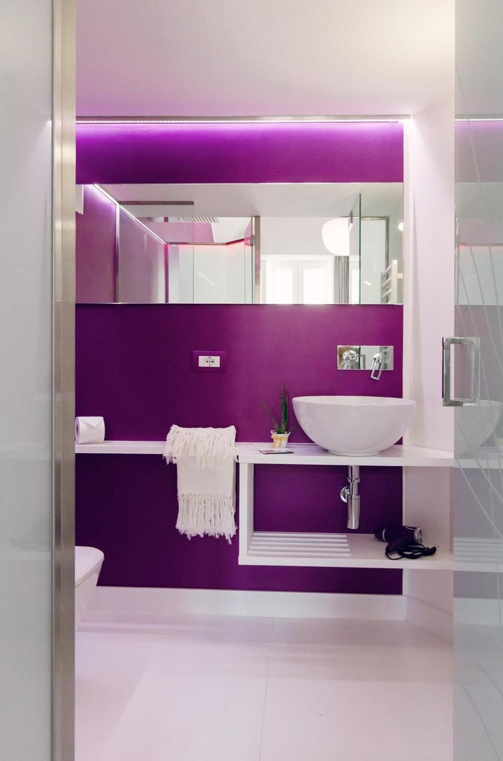 Double Room with Balcony - Photo 2
