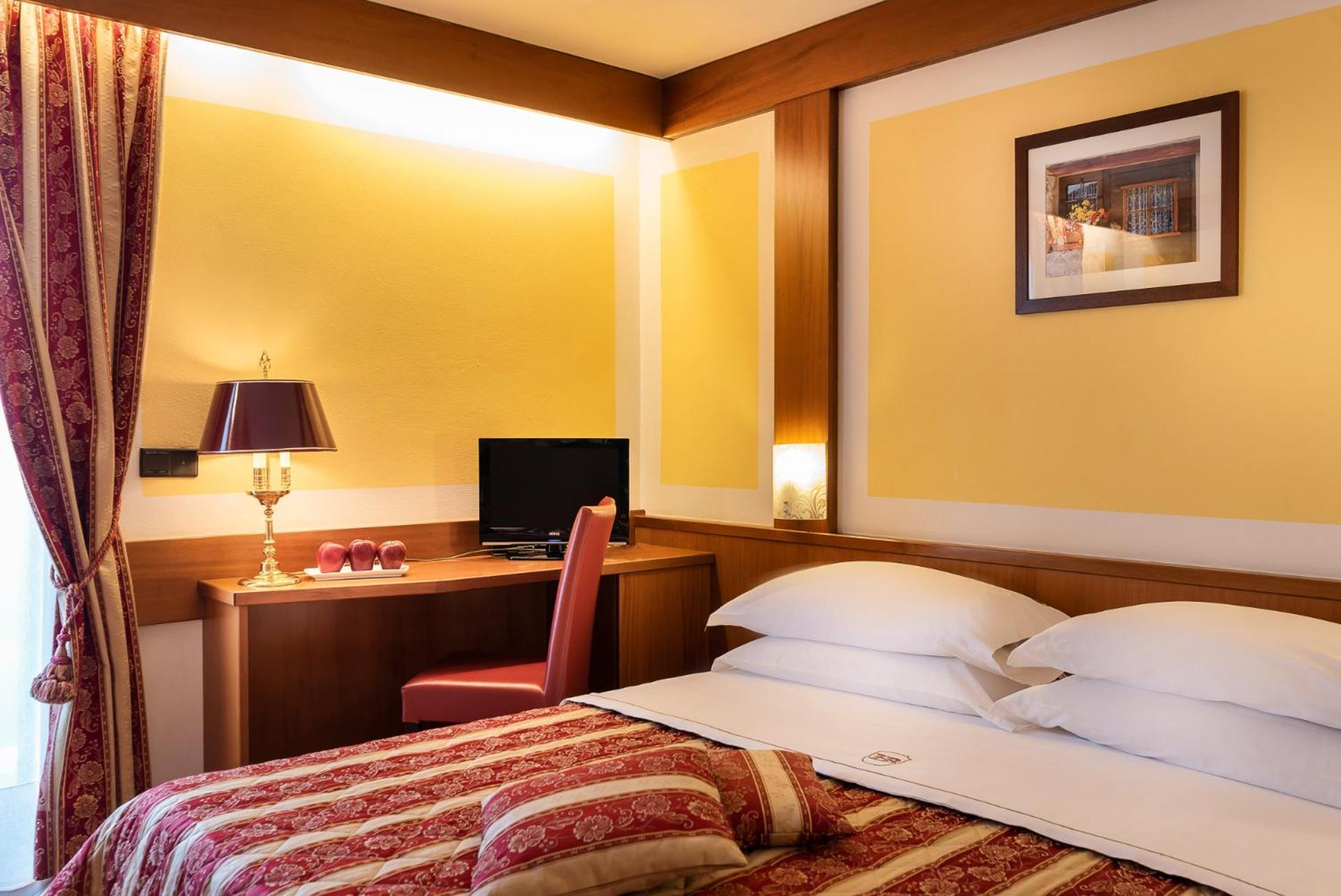 Double Room with Balcony photo 3