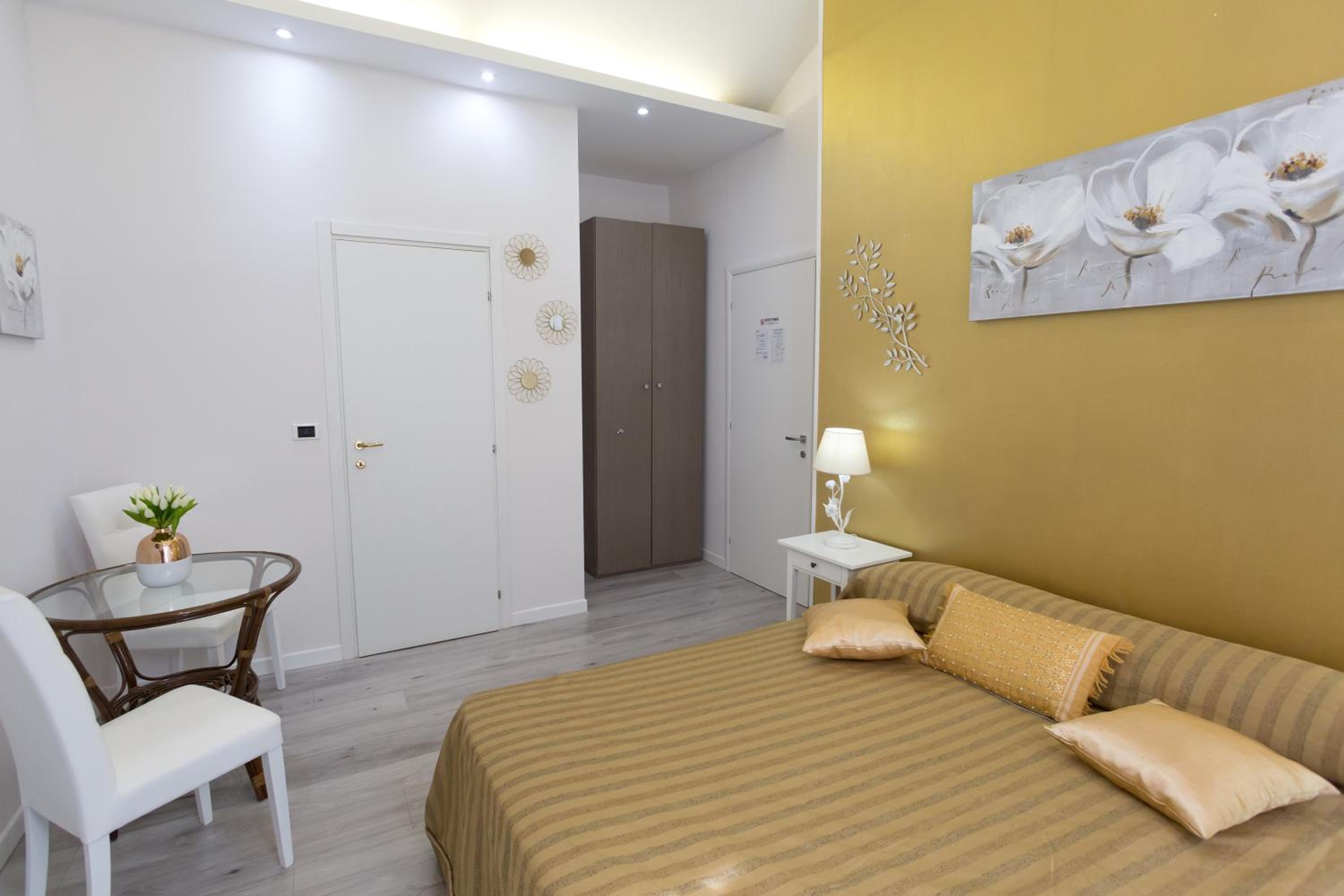 Double or Twin Room photo 3