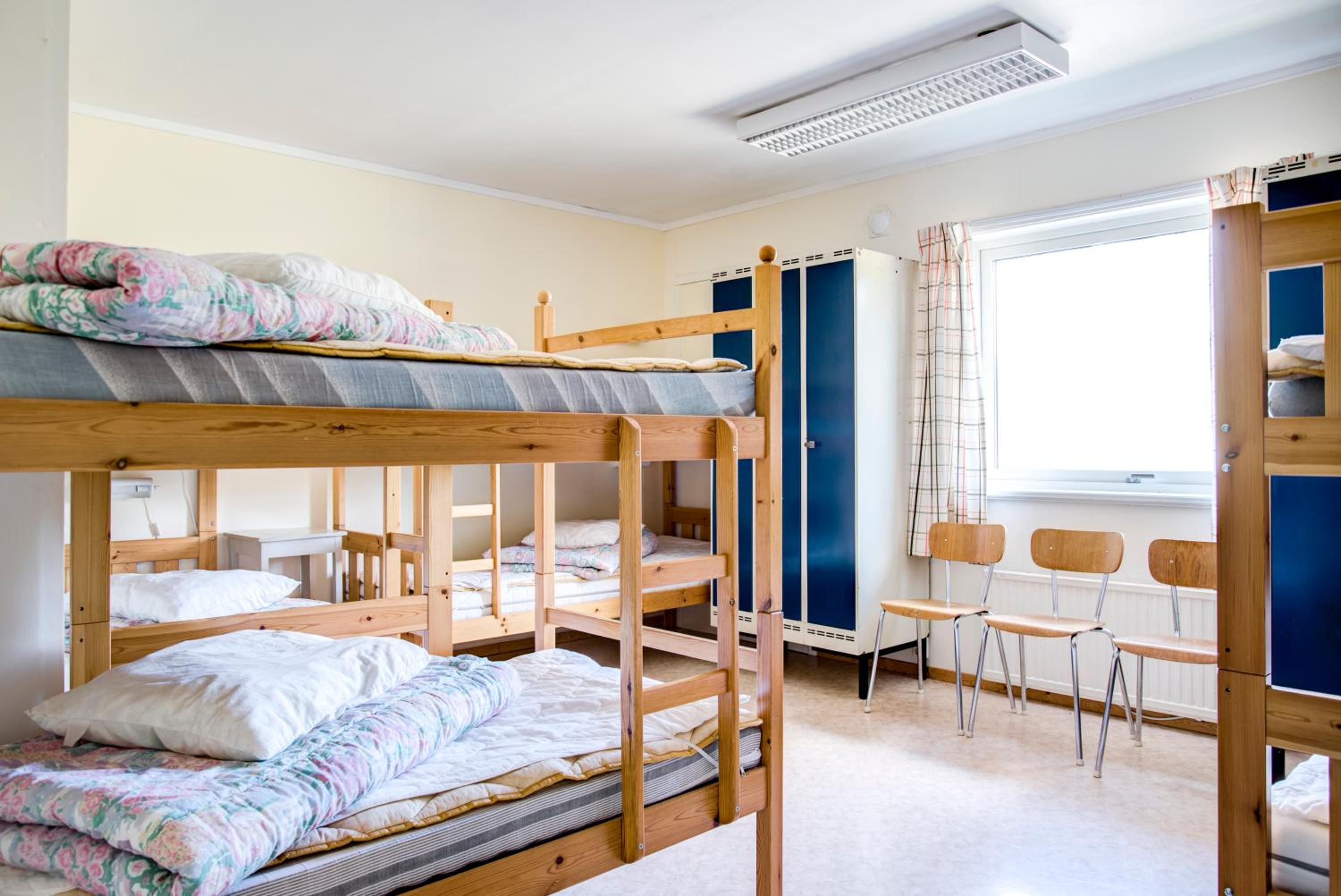 Bed in 8-Bed Mixed Dormitory Room photo 1