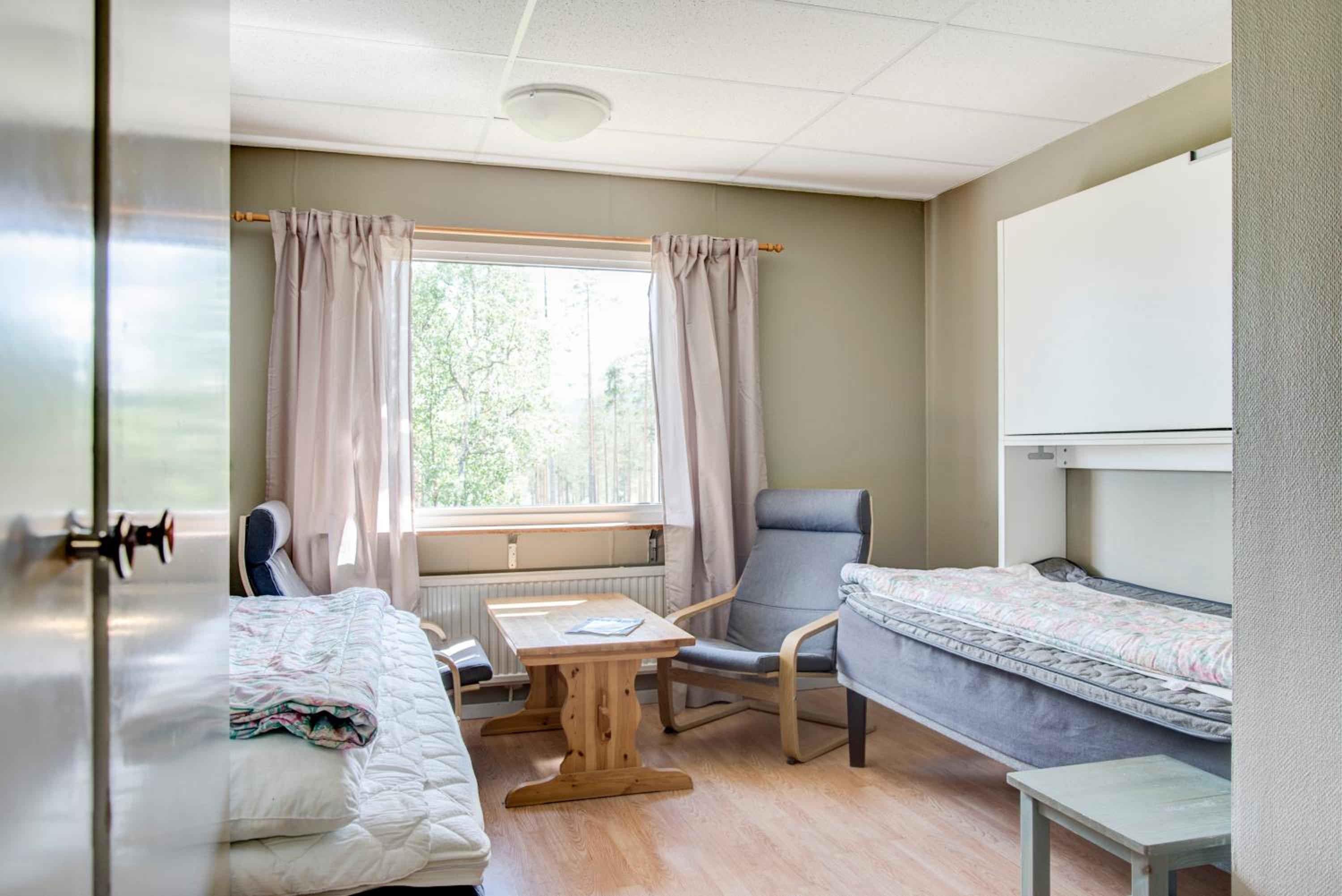 Standard Twin Room with Private Toilet photo 2