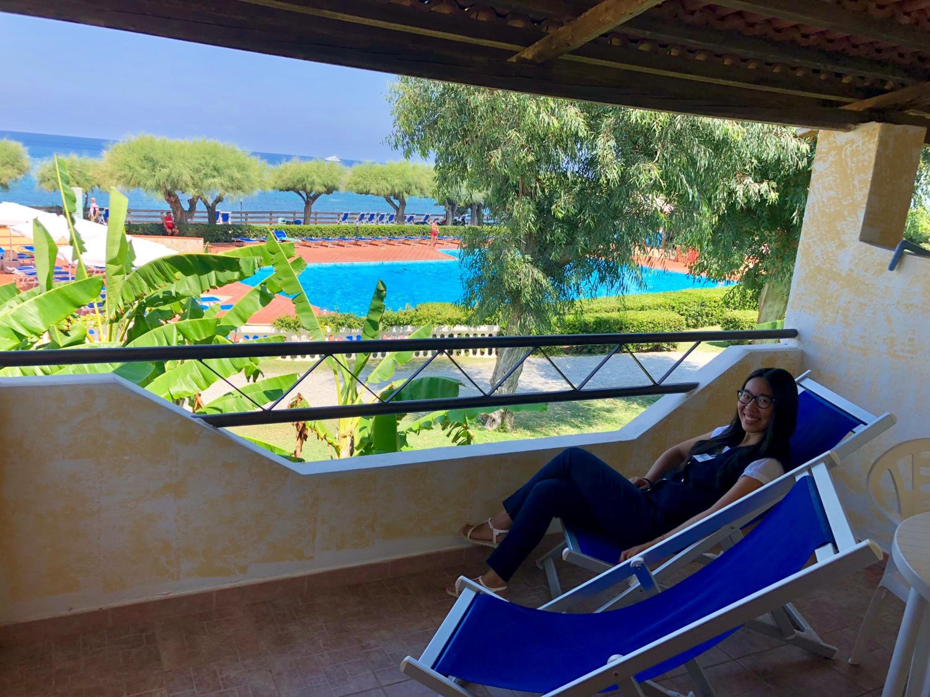 Quarto Triplo Superior com Vista para o Mar