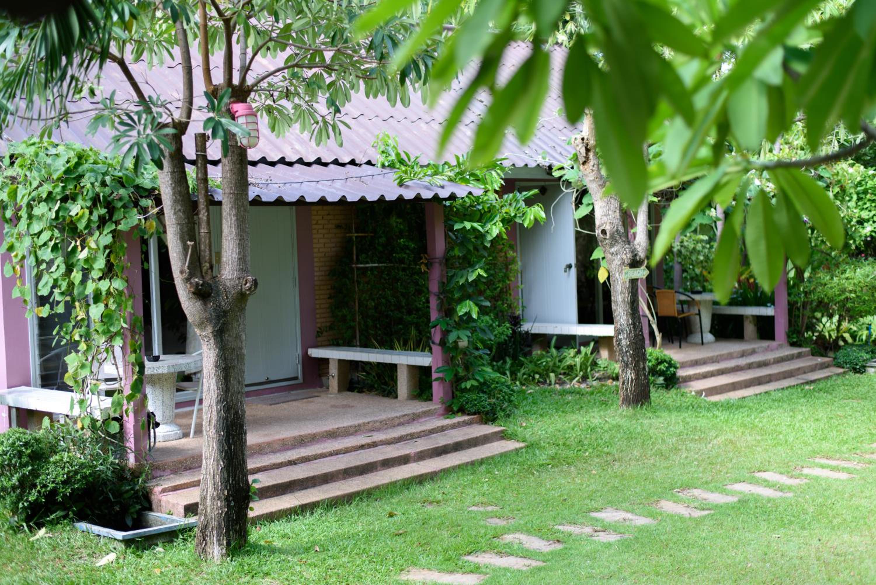 Two-Bedroom House - Photo 9