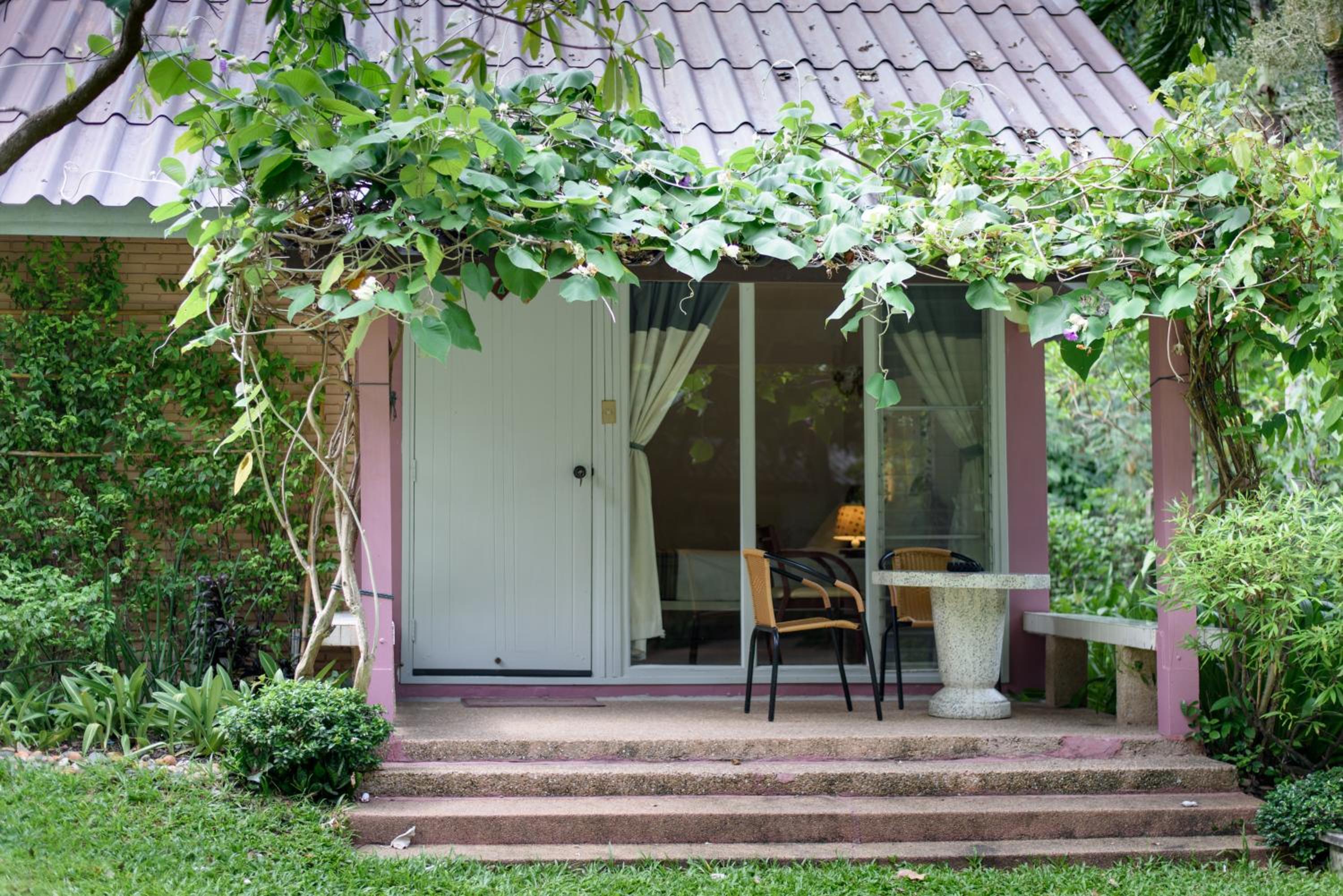 Two-Bedroom House - Photo 3