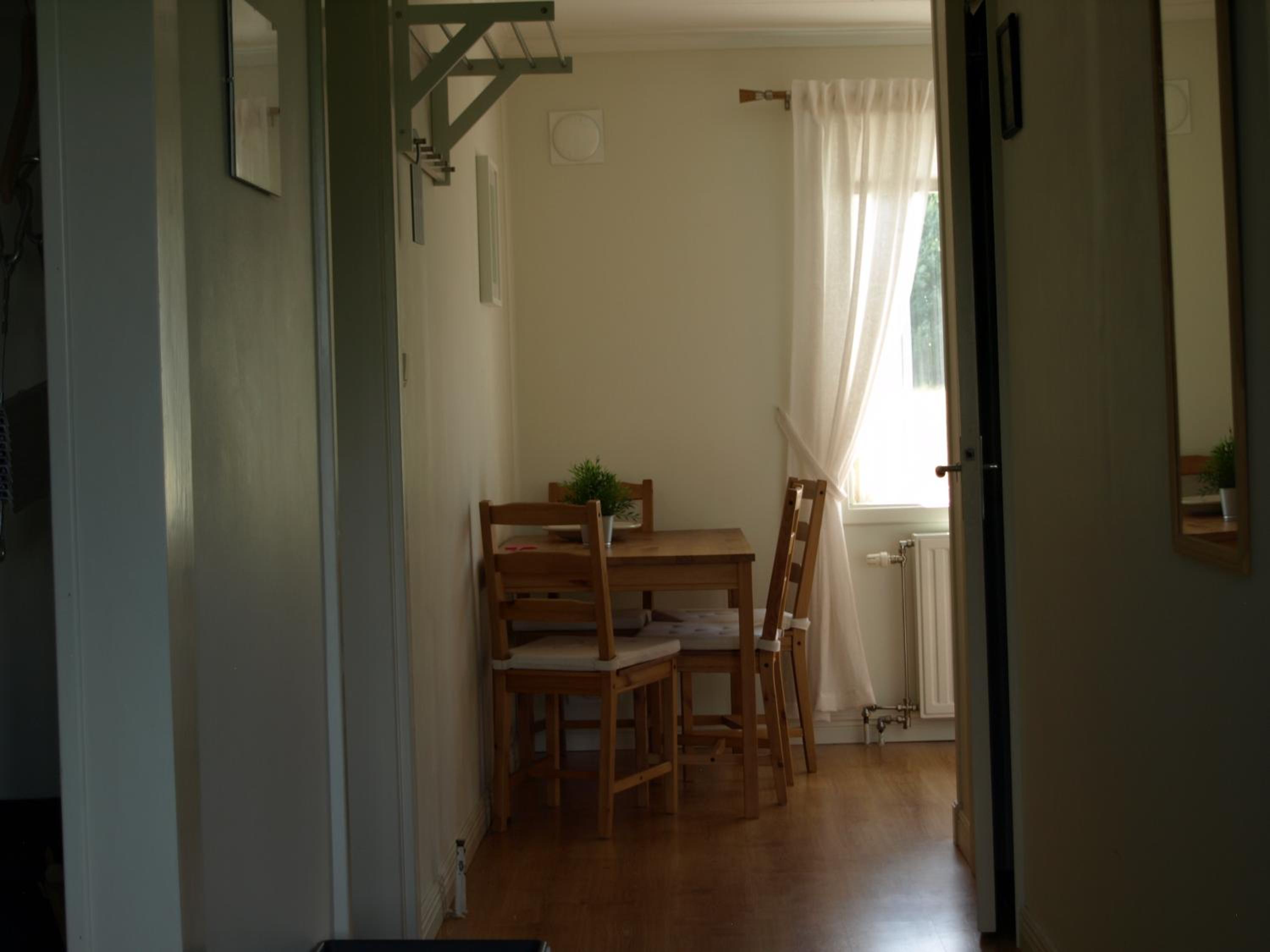Apartment with Garden View - Photo 4