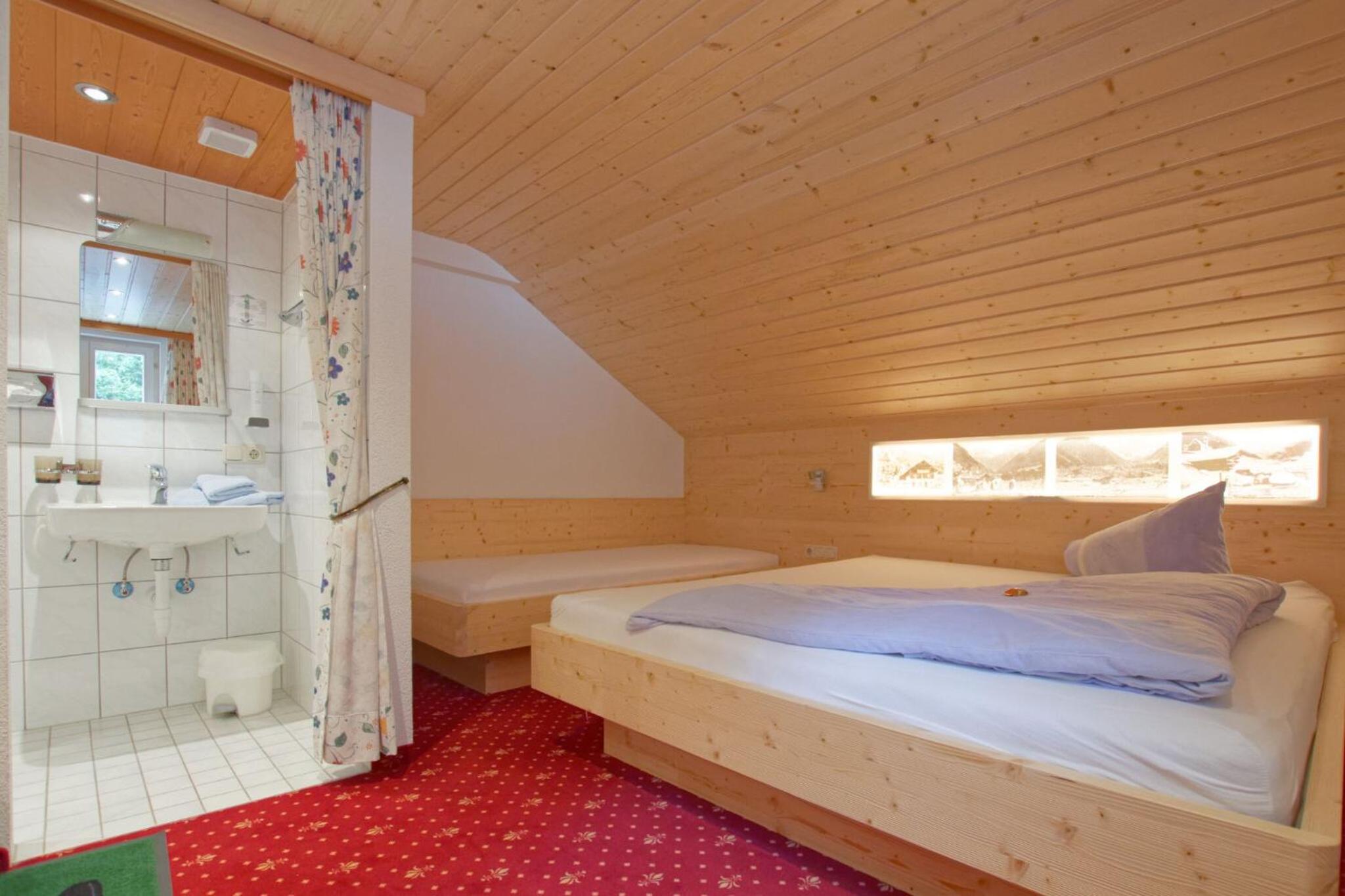 Double Room with Shared Toilet photo 2