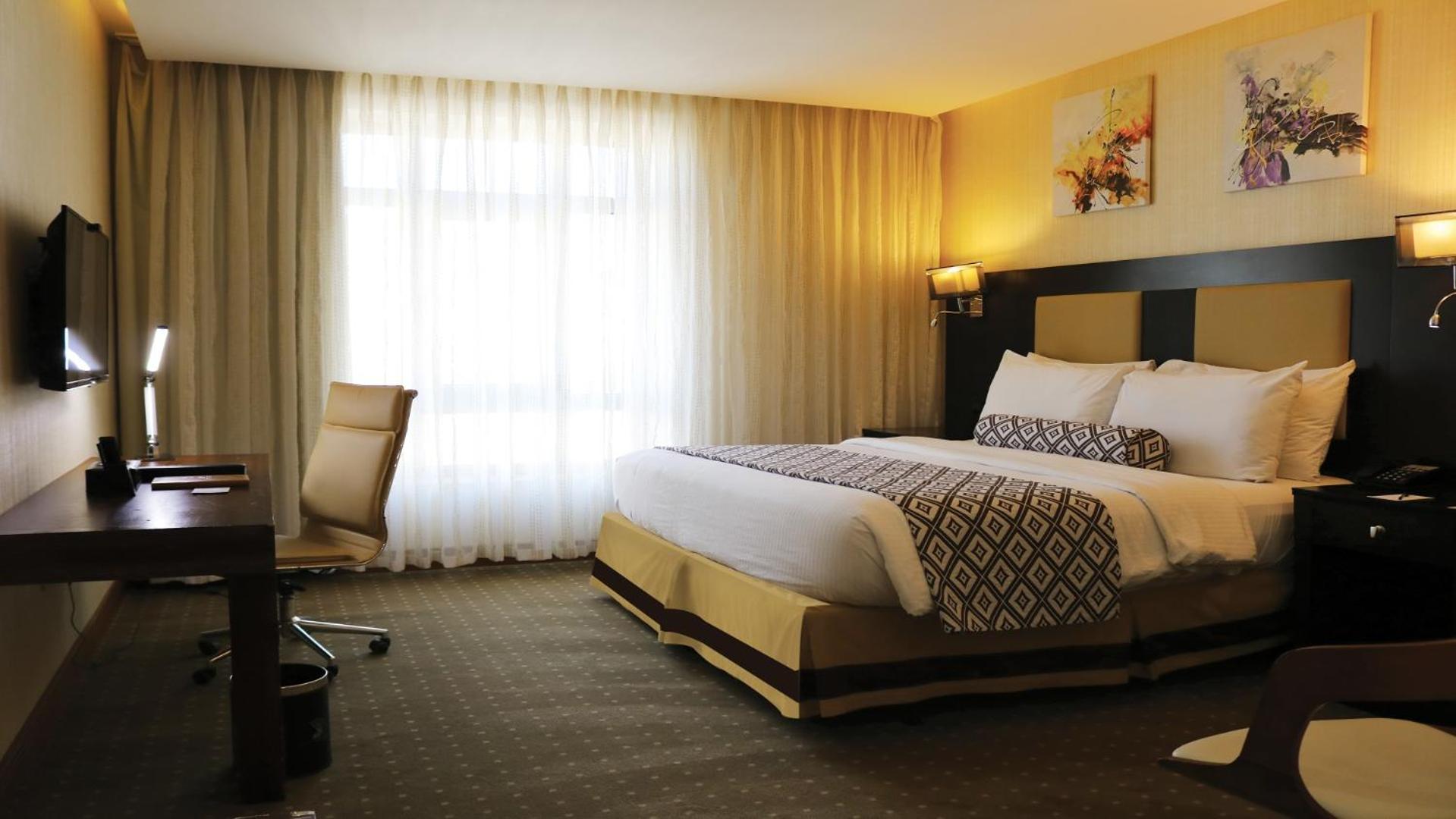Superior King Room