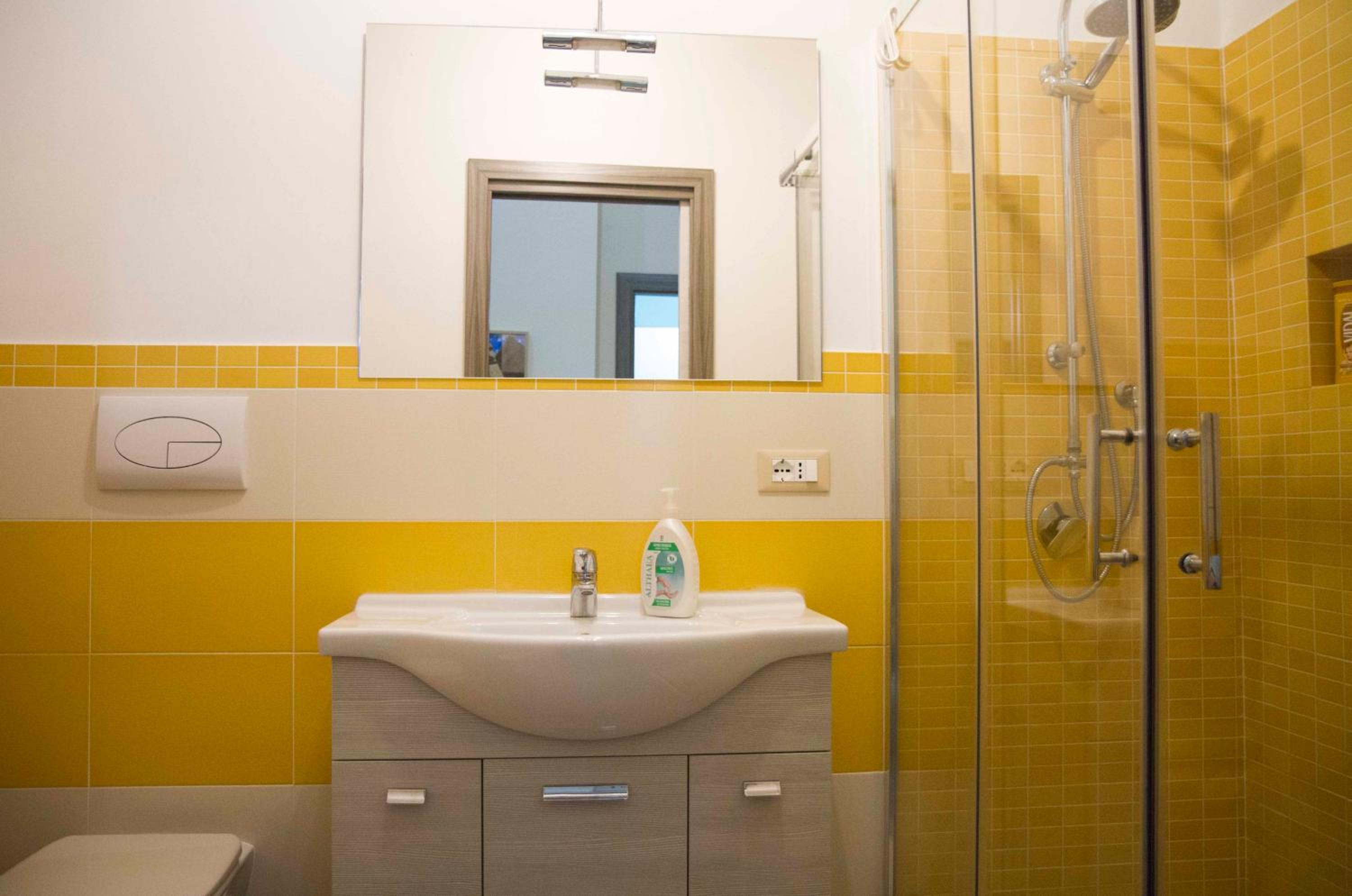 One-Bedroom Apartment - Photo 25