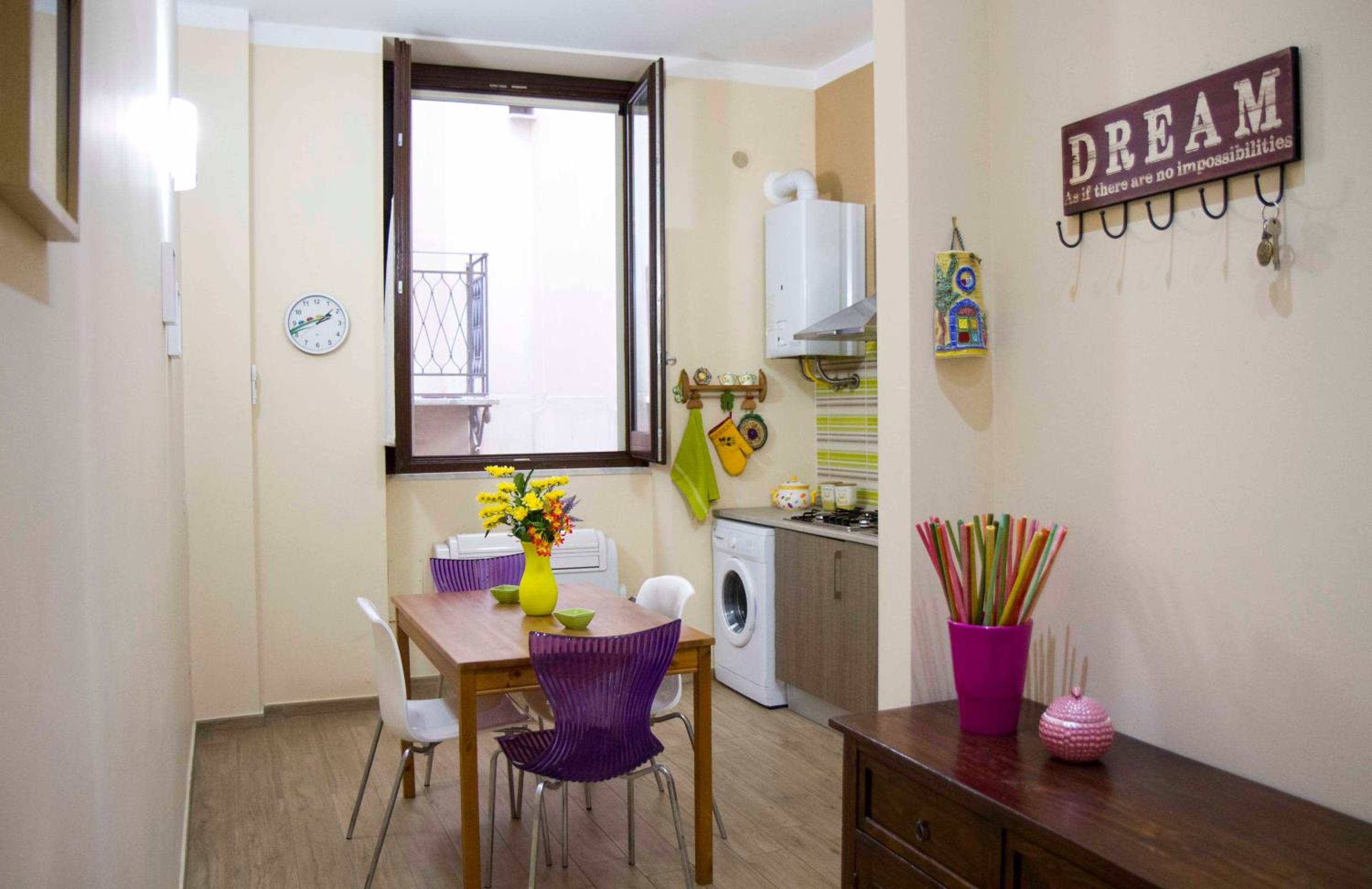 One-Bedroom Apartment - Photo 36