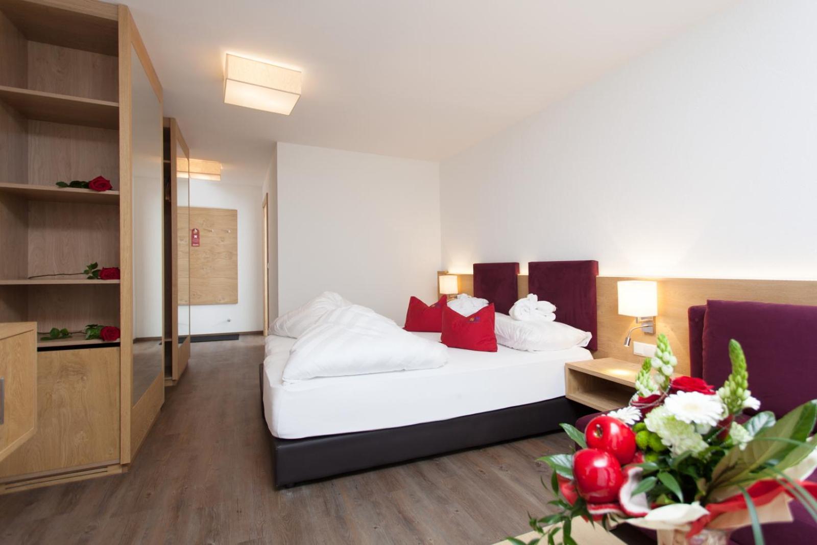 Deluxe Double Room - Photo 3