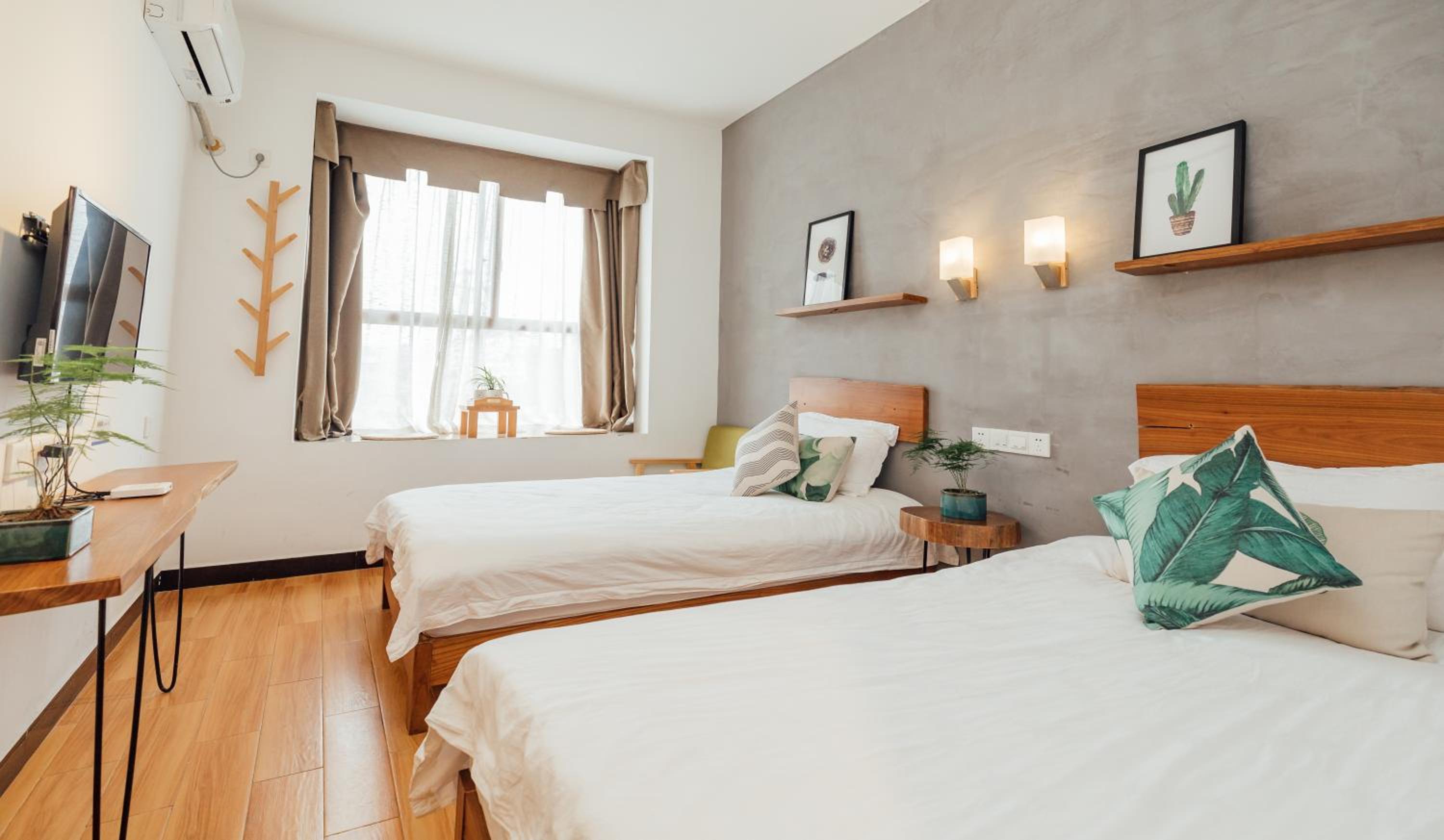 Twin Room with Bathroom