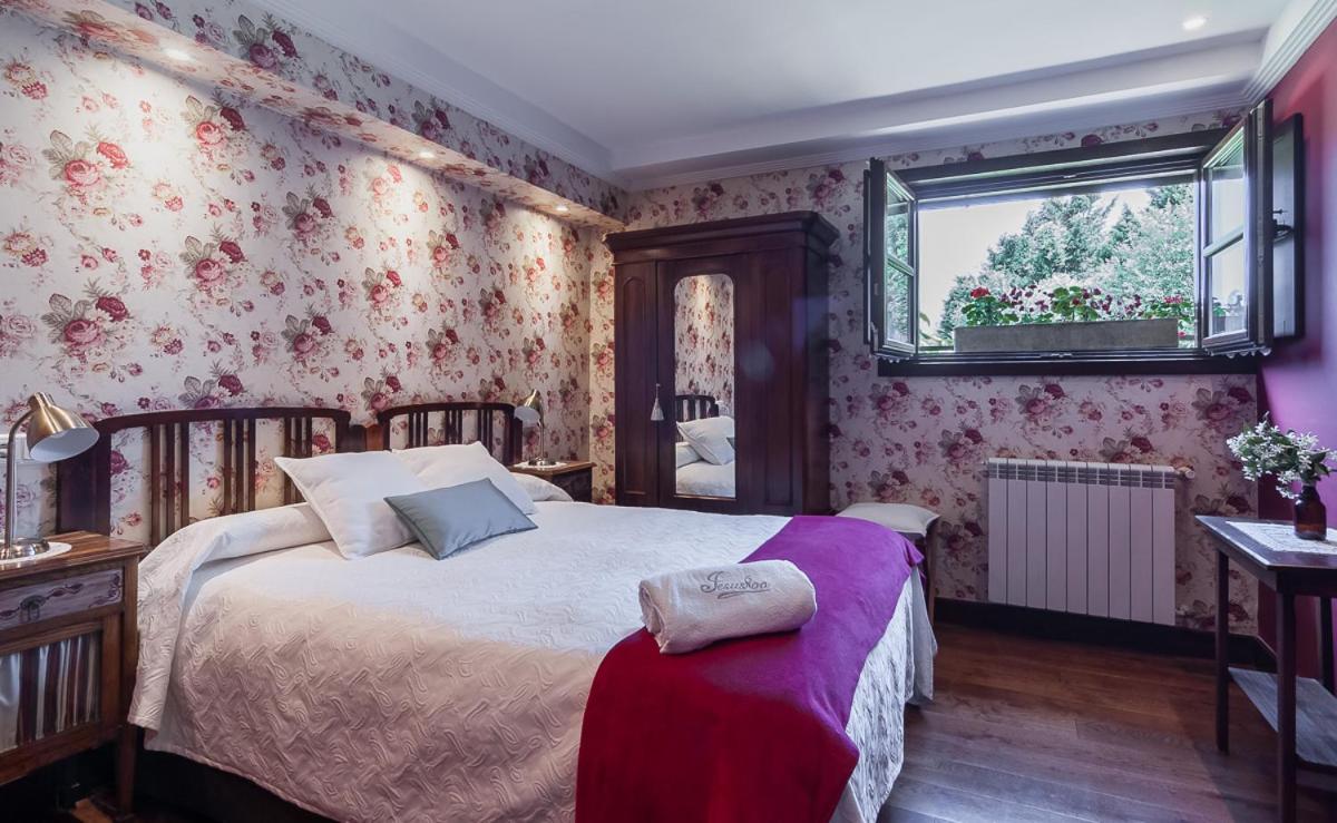 Standard Double Room photo 3
